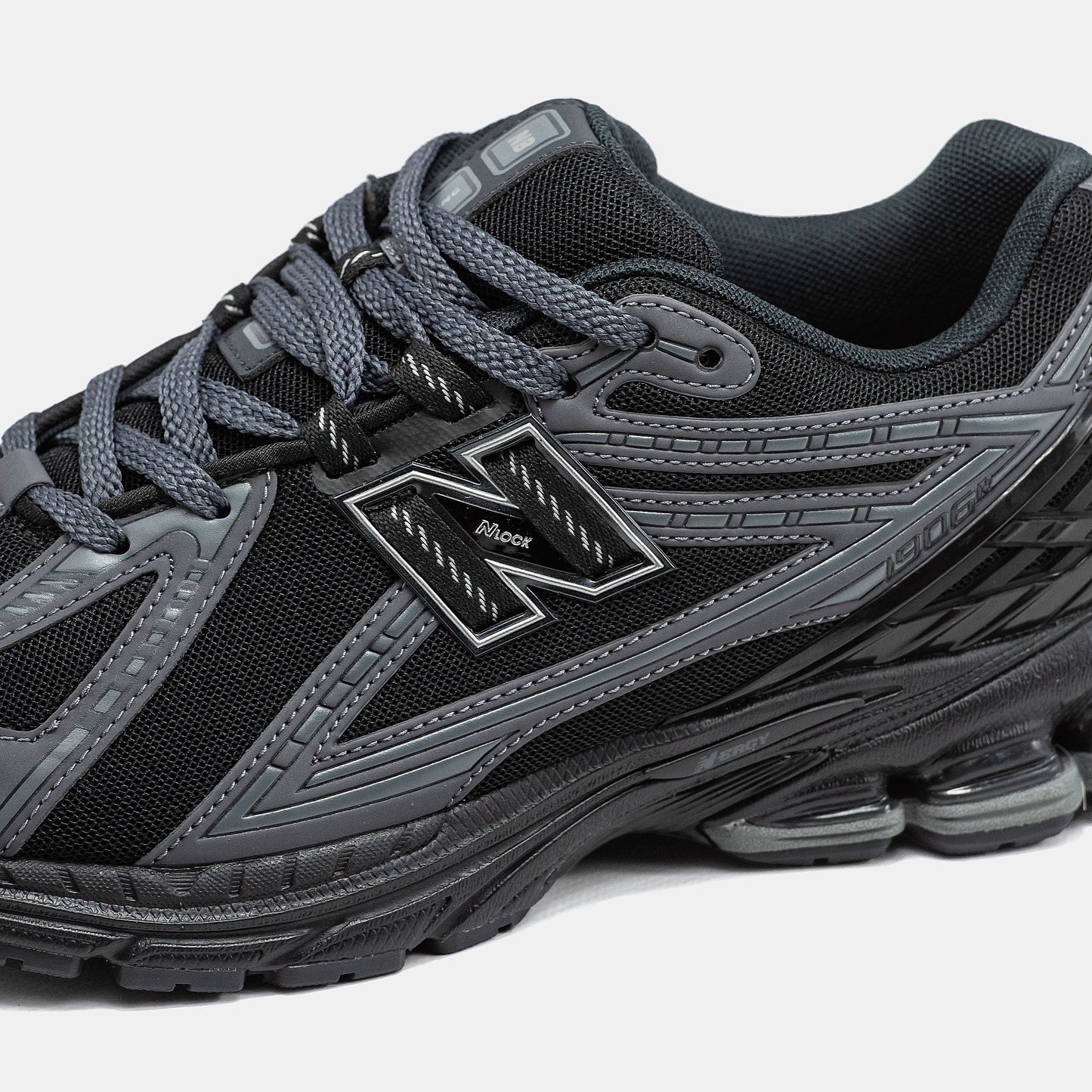 New Balance 1906R Black Grey