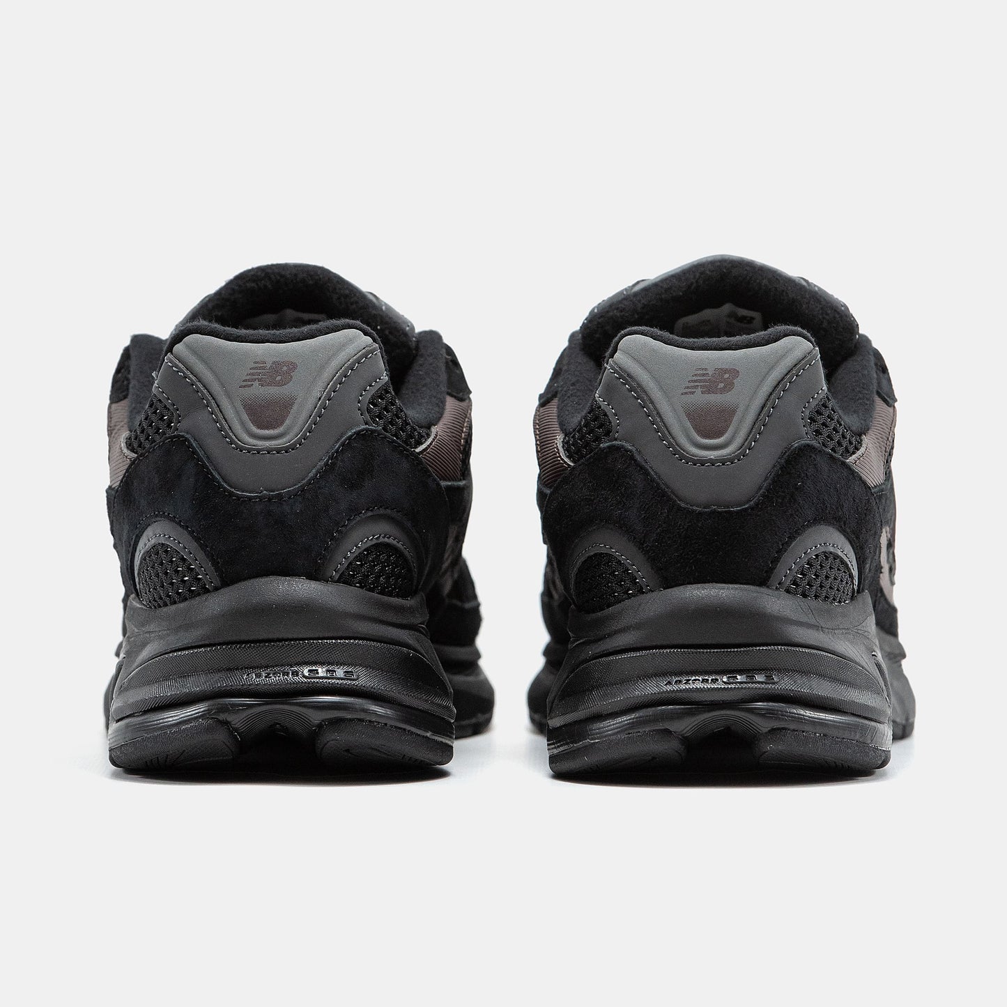 New Balance 2010 Black Brown