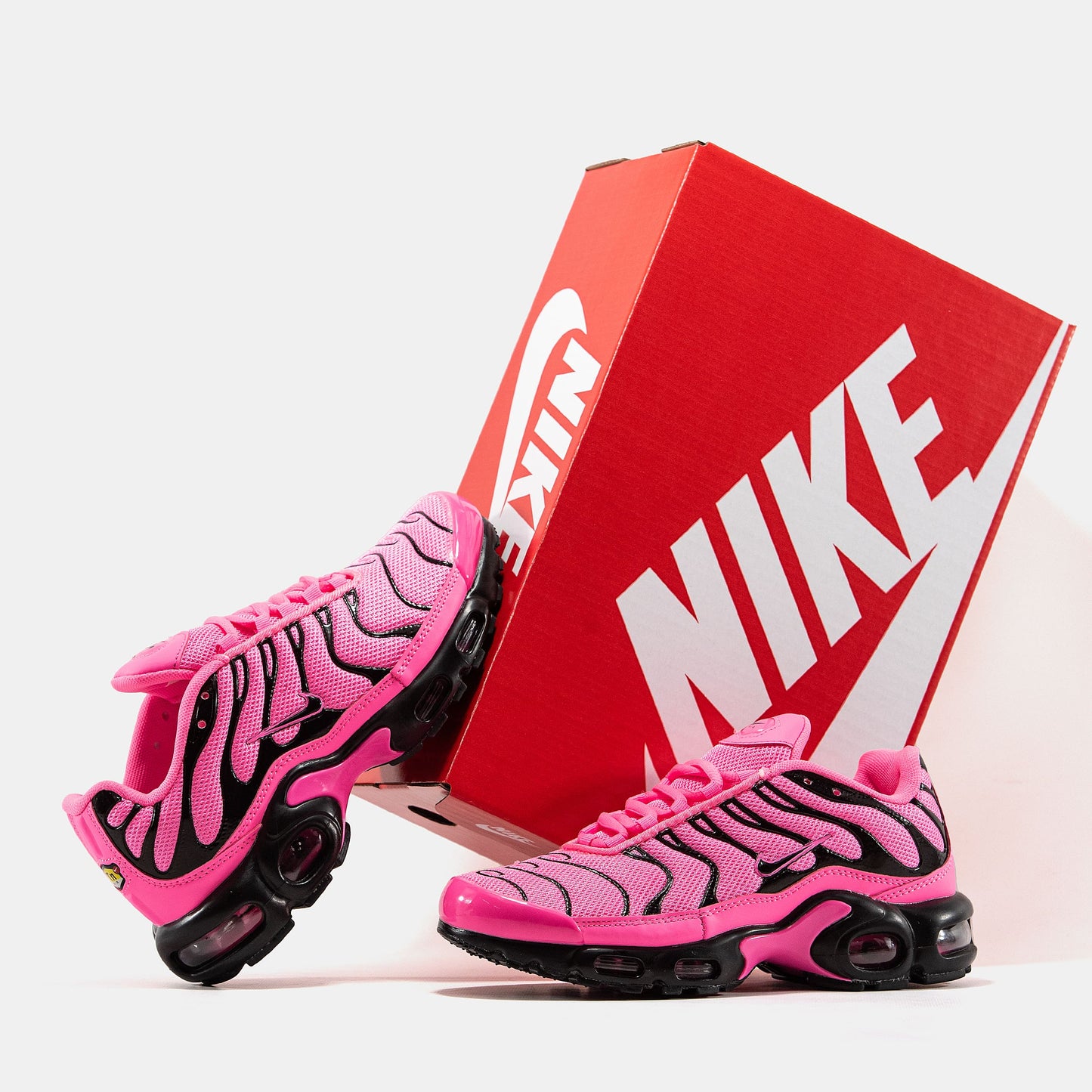 Nike Air Max TN Neon Pink Black