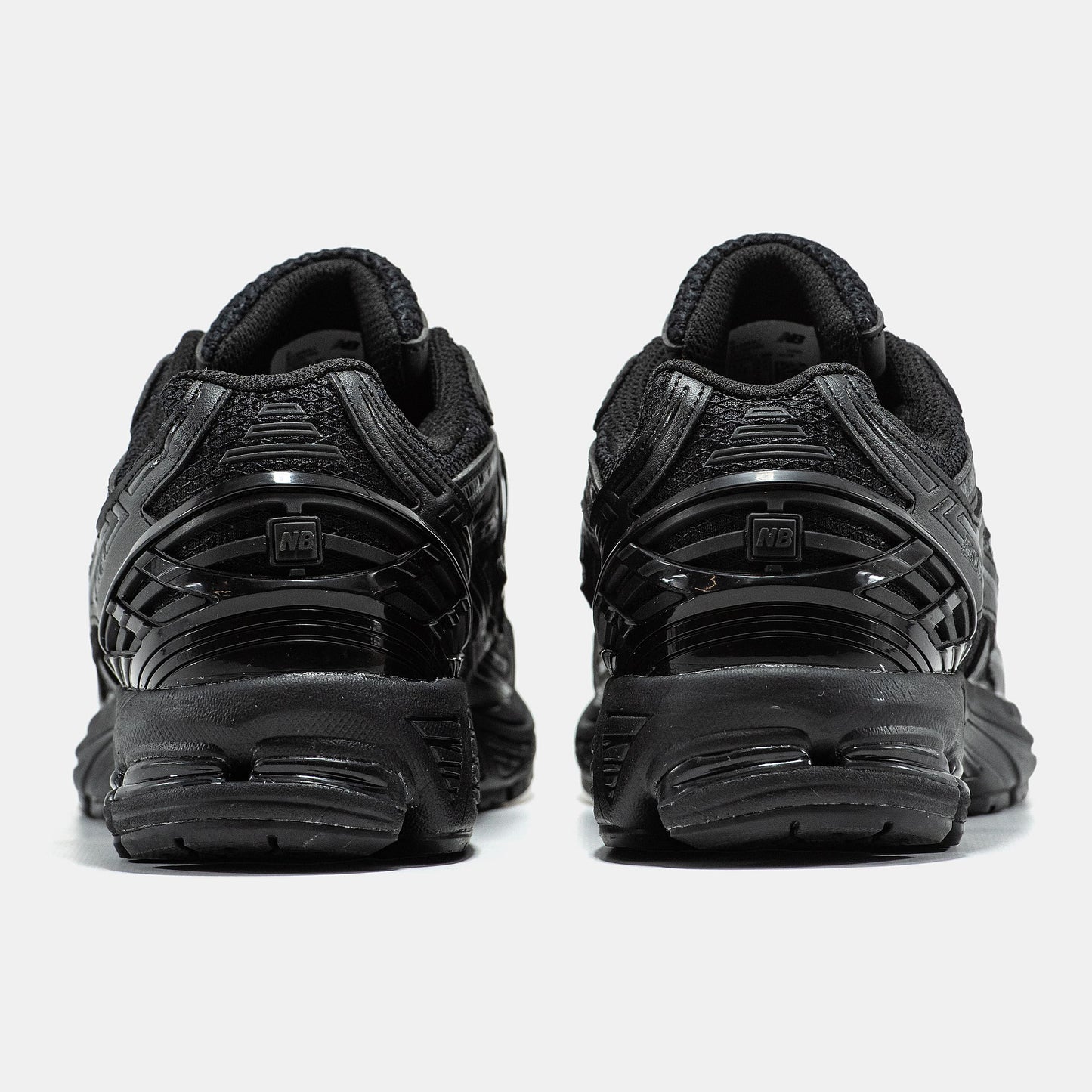 New Balance 1906U Black Silver