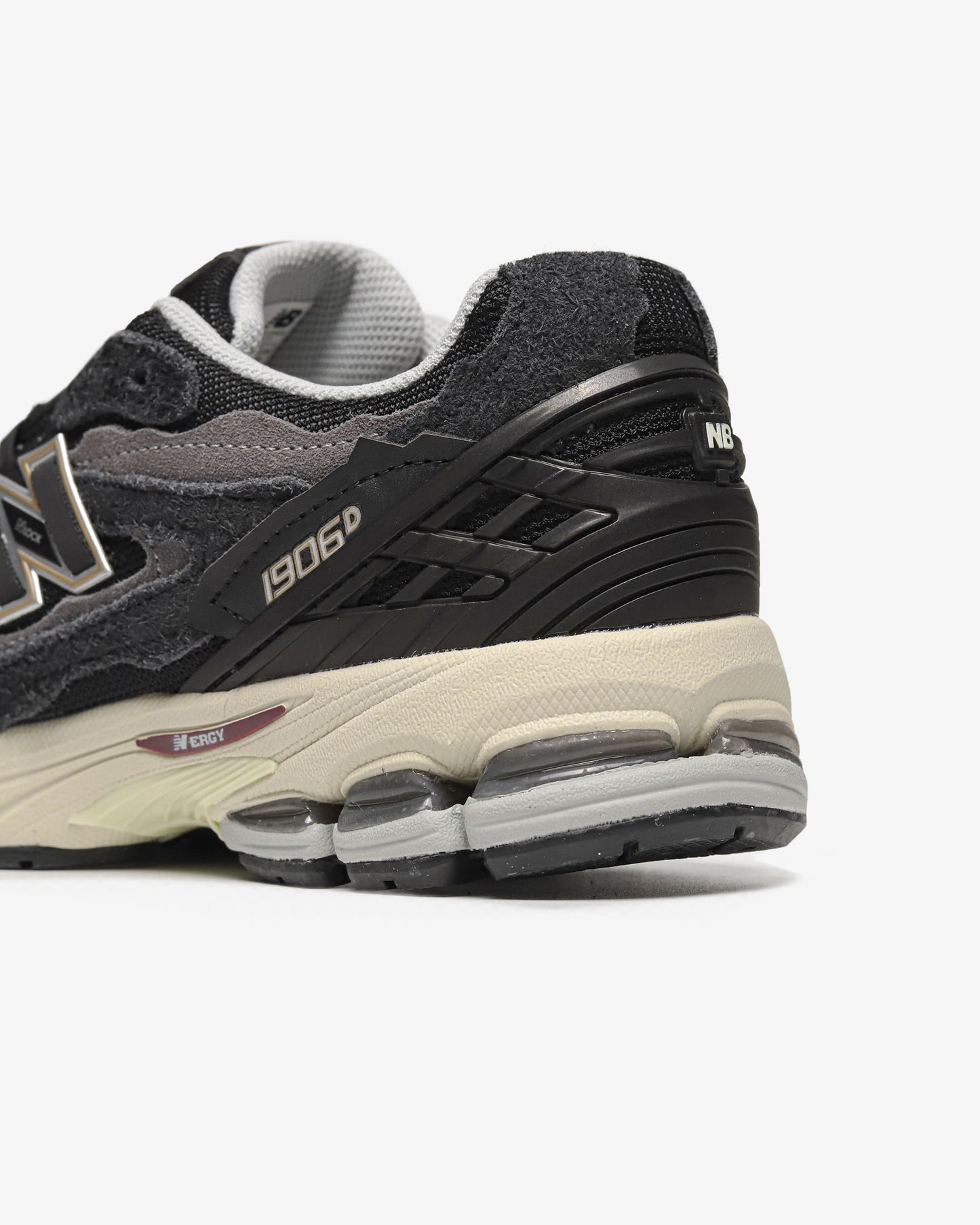 New Balance 1906R Protection Pack Black