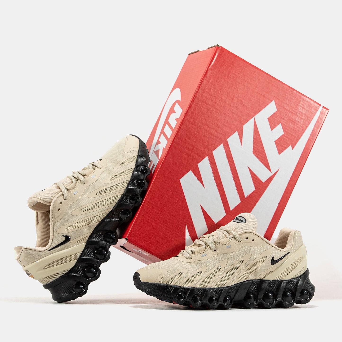 Nike Air Max DN8 Beige Black
