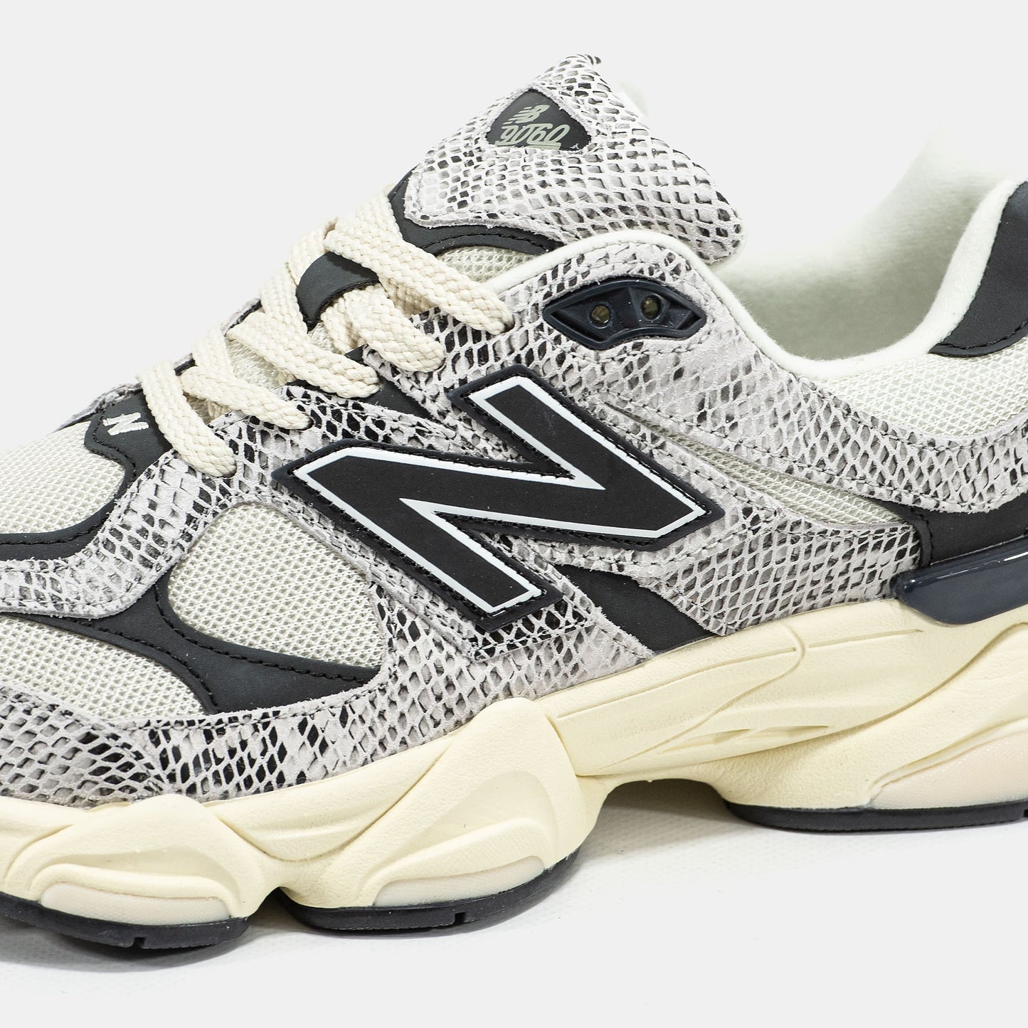 New Balance 9060 Grey Black