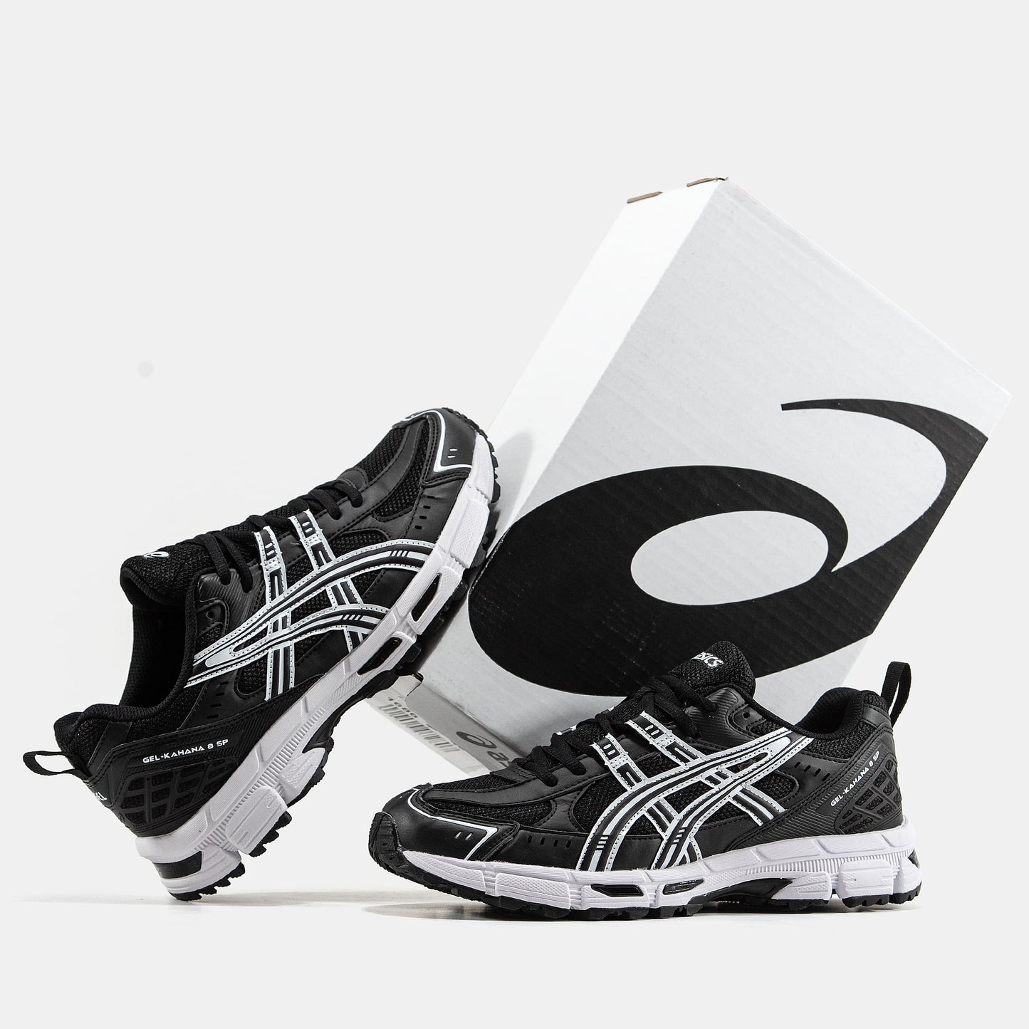 Asics Gel-Kahana 8 SP Black White