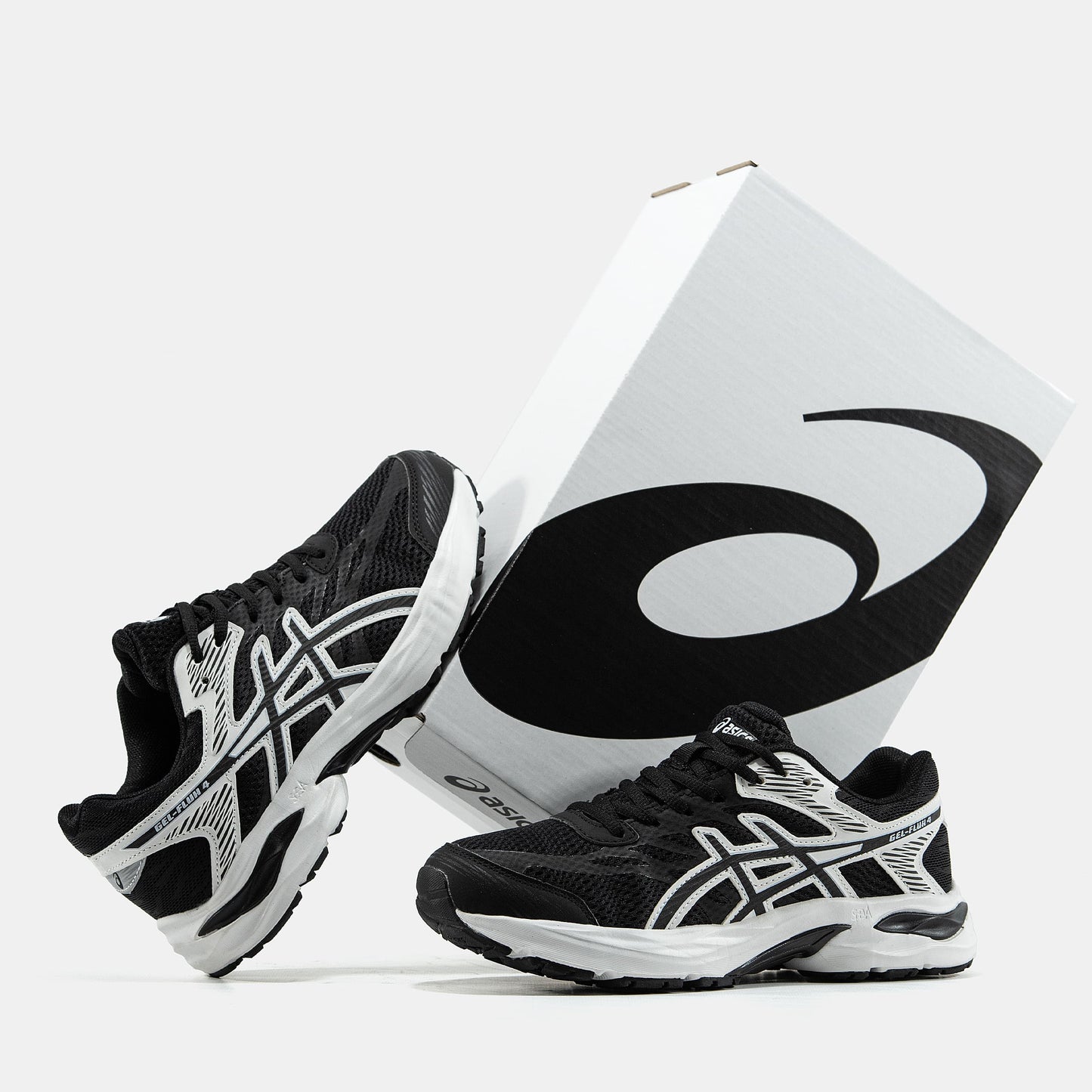 Asics Gel-Flux 4 Black White