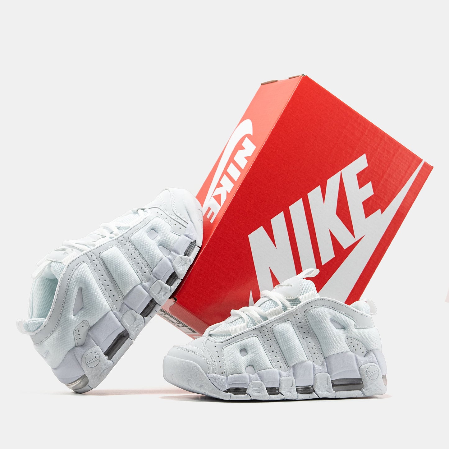 Nike Air More Uptempo Low All White