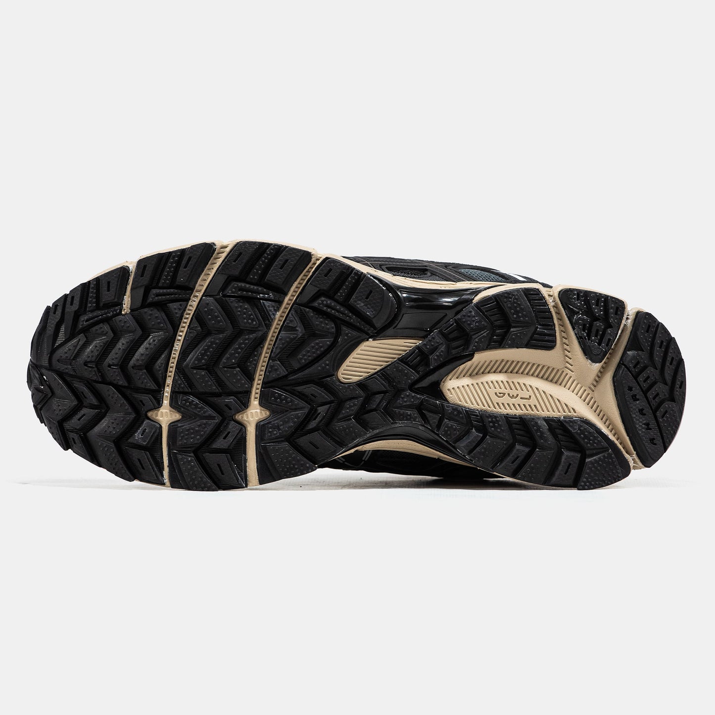 Asics Gel-Kahana 8 Black Beige