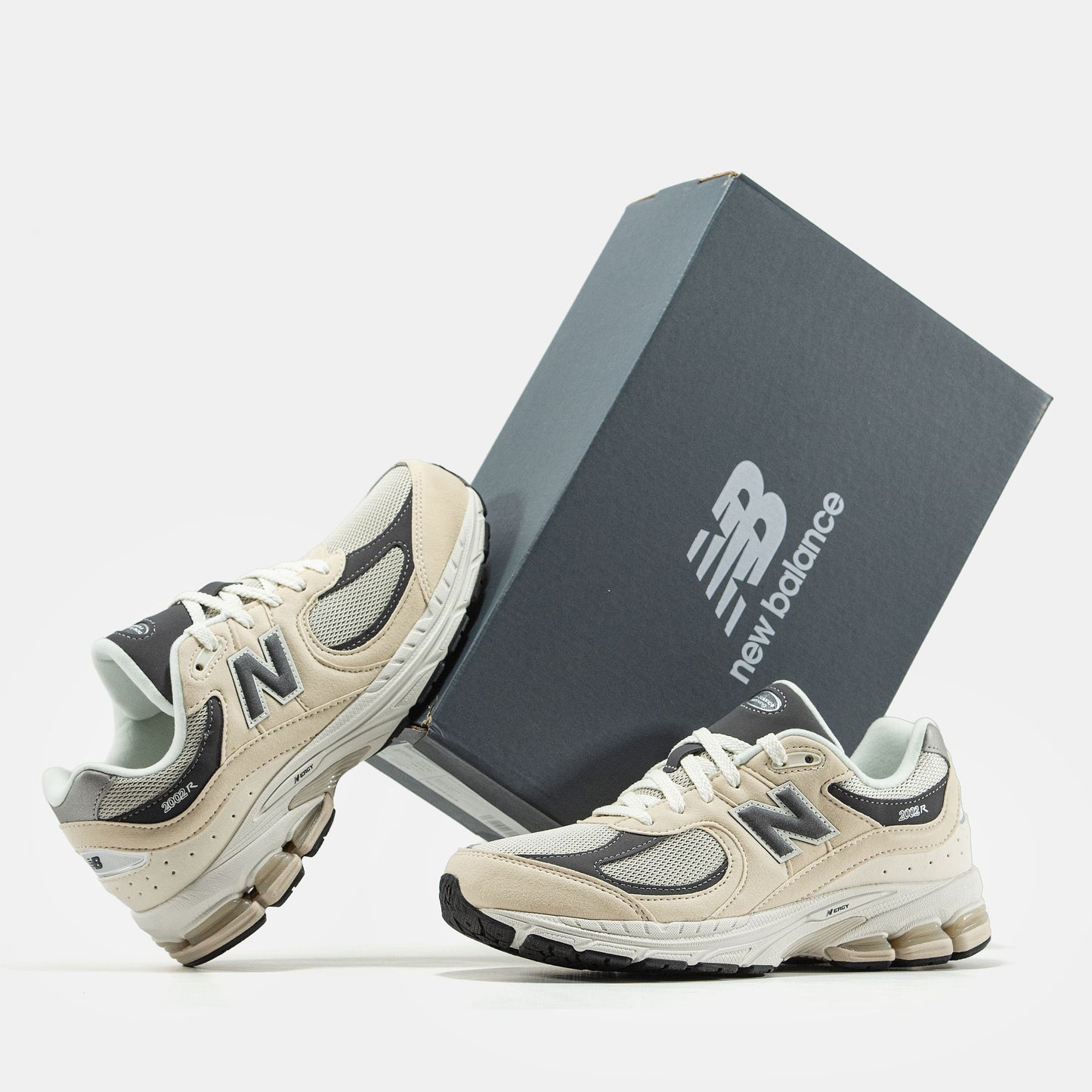 New Balance 2002R Beige Grey
