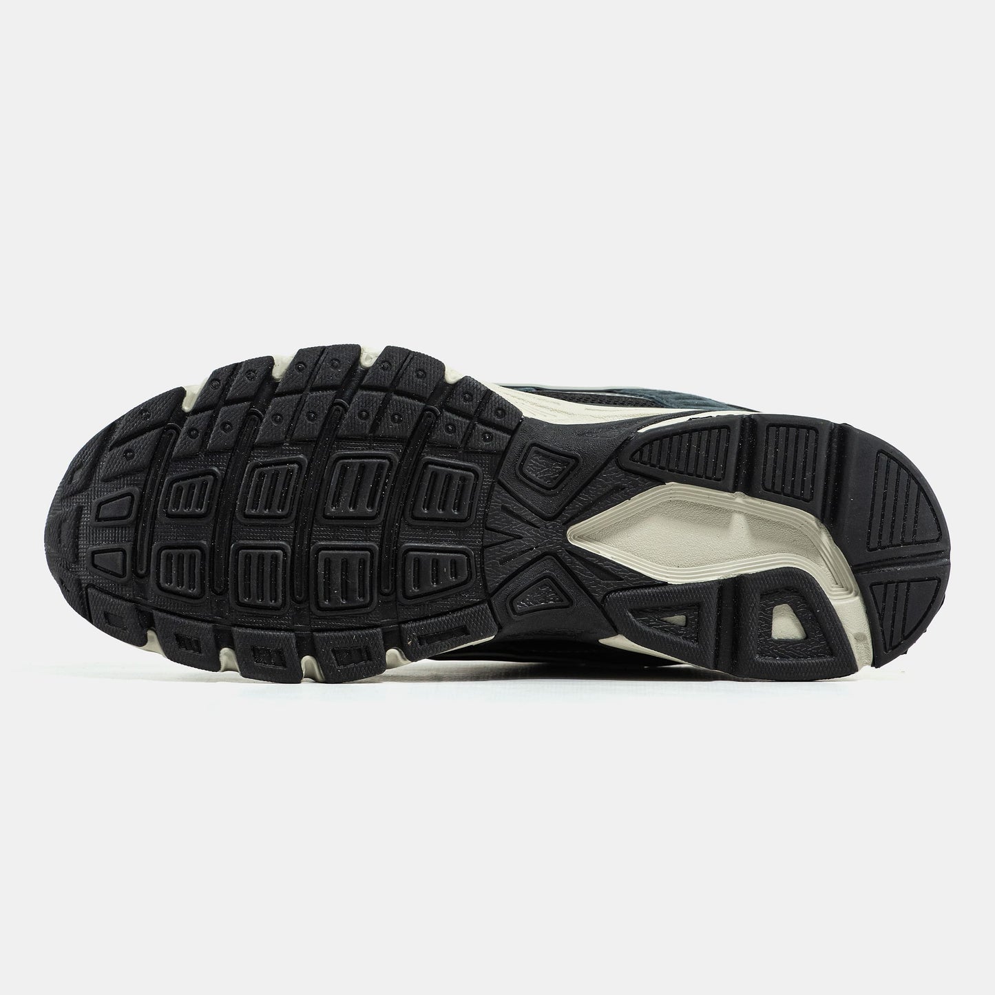 Nike Initiator Grey Black Gore-Tex