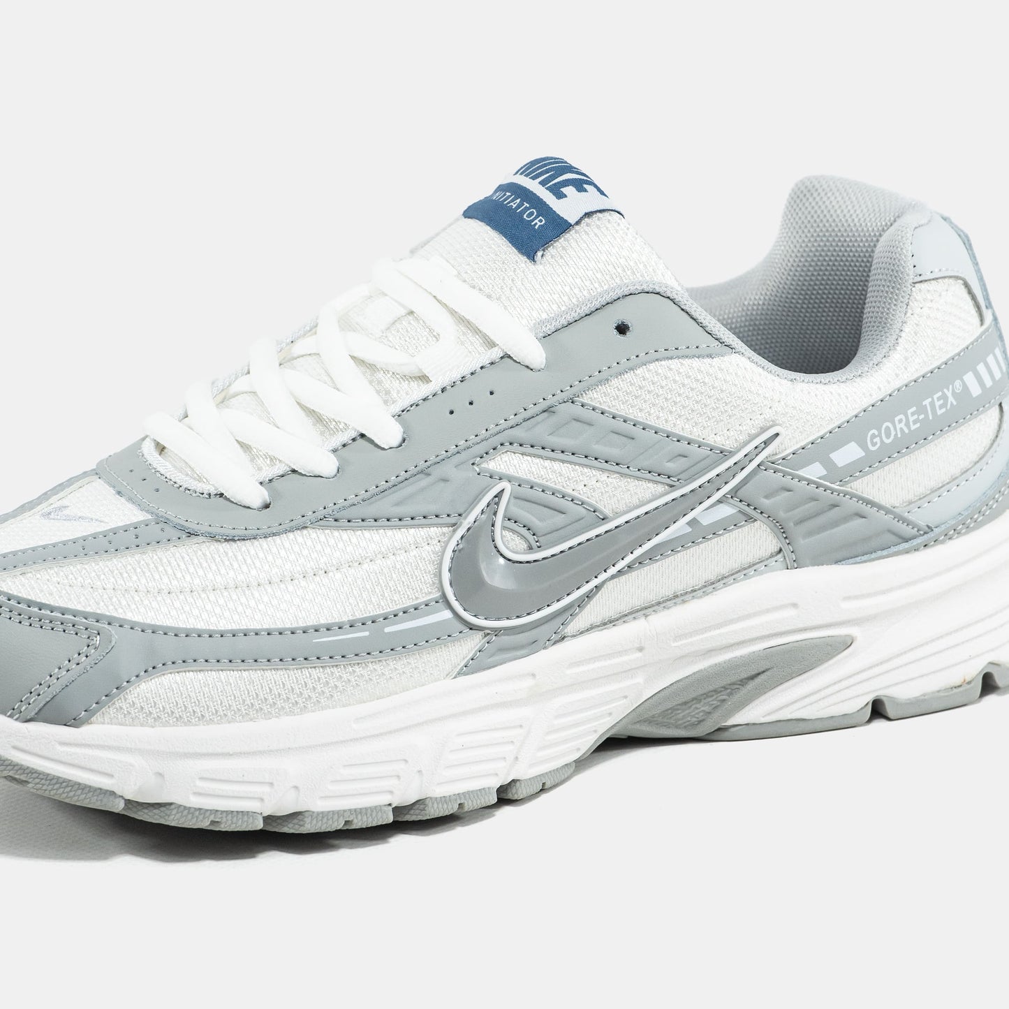 Nike Initiator Gore-Tex White Grey