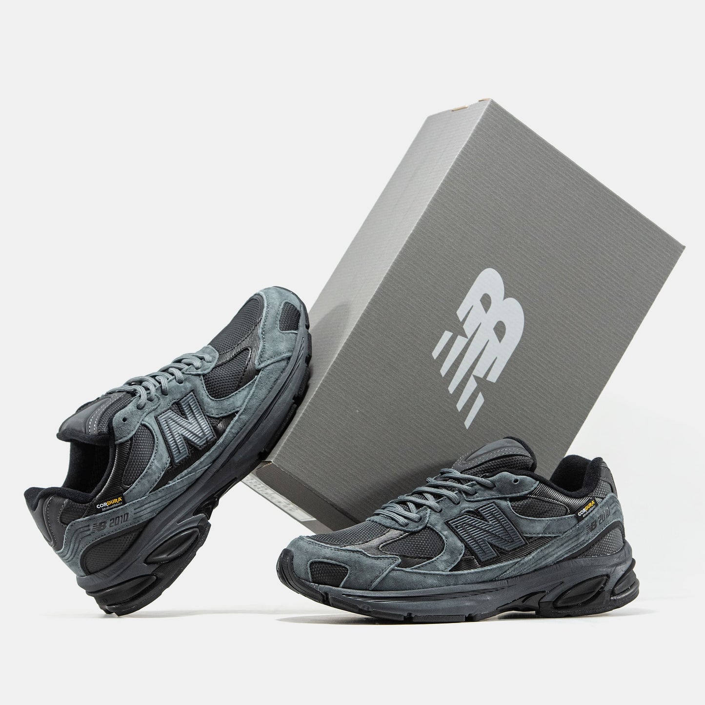 New Balance 2010 Dark Grey Cordura Termo