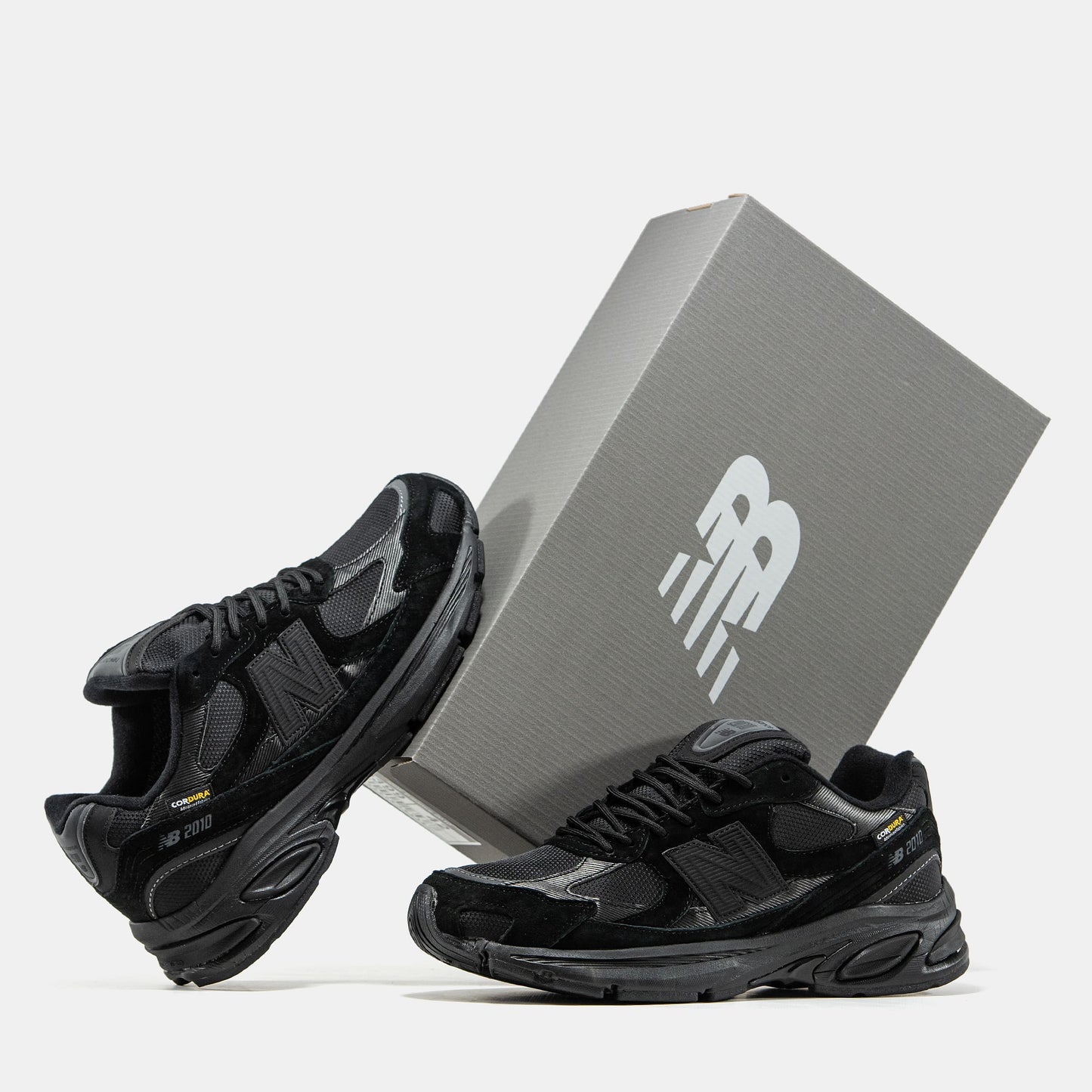 New Balance 2010 Black Cordura Termo