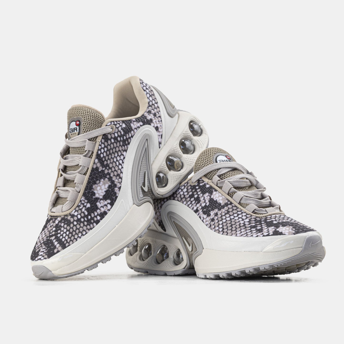Nike Air Max DN White Violet