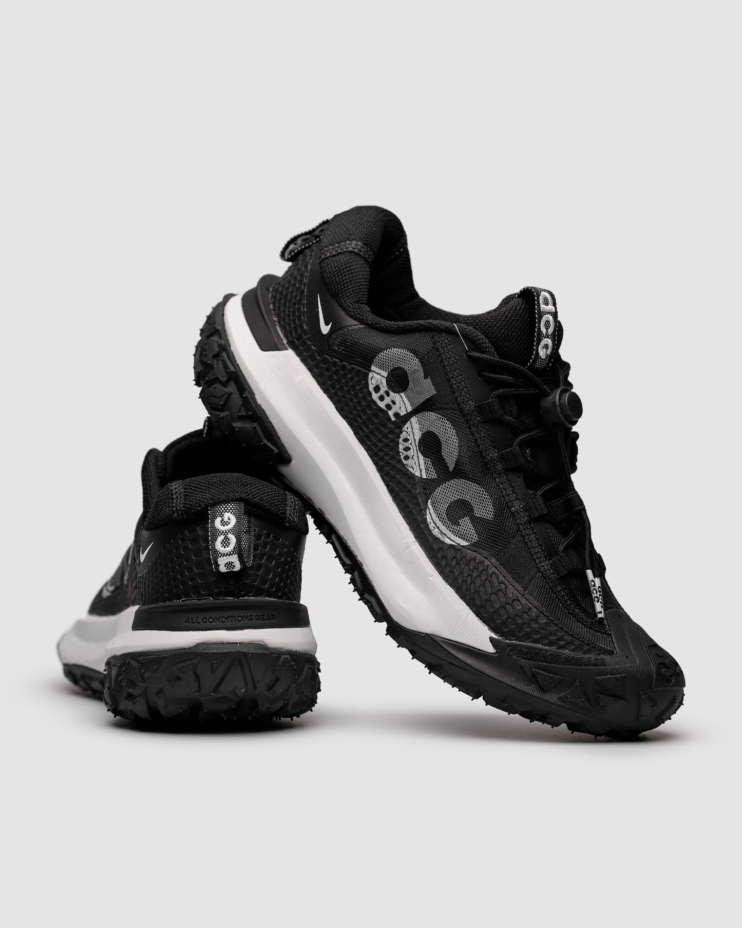 Nike ACG Mountain Fly 2 Low Black White