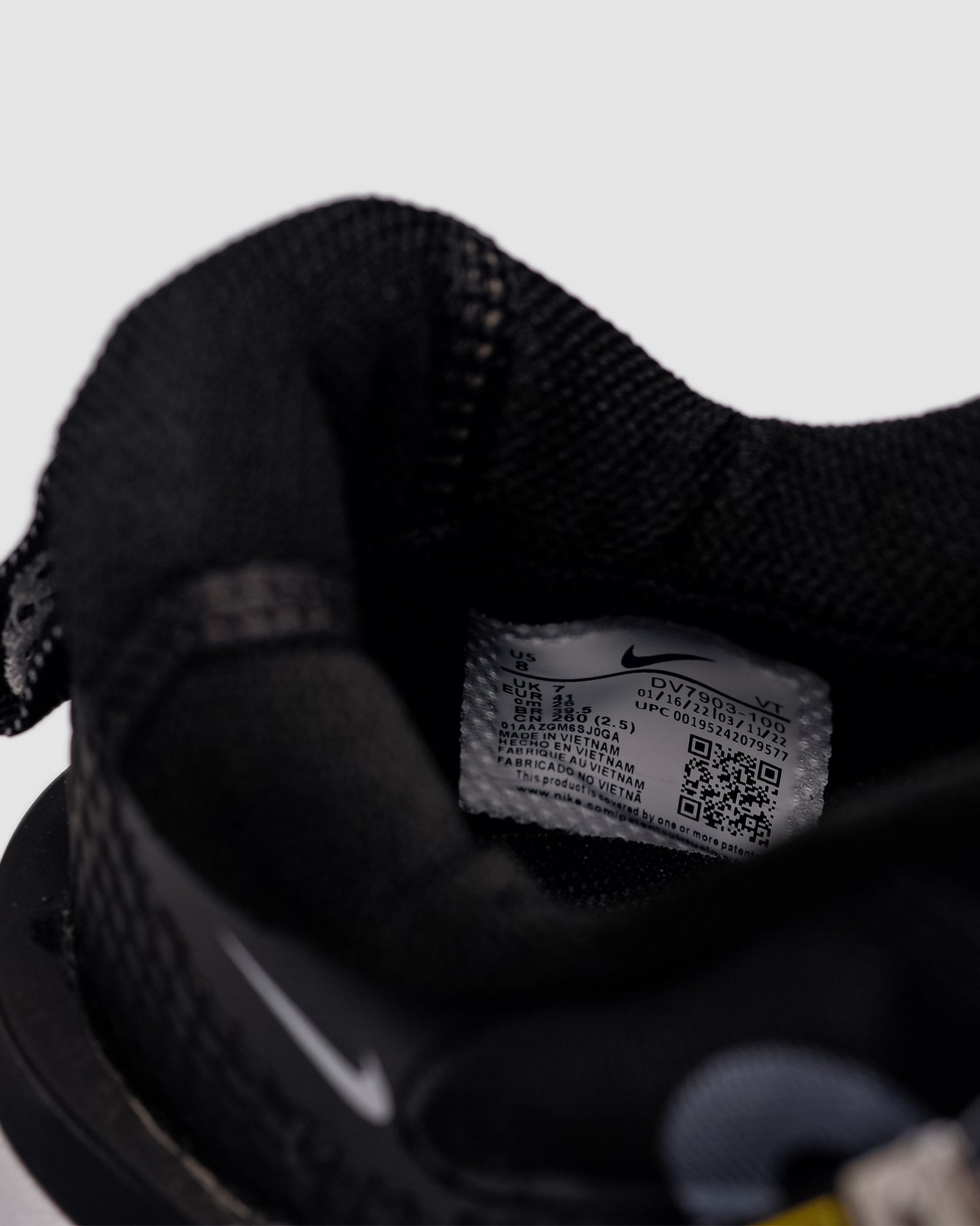 Nike ACG Mountain Fly 2 Low Black White