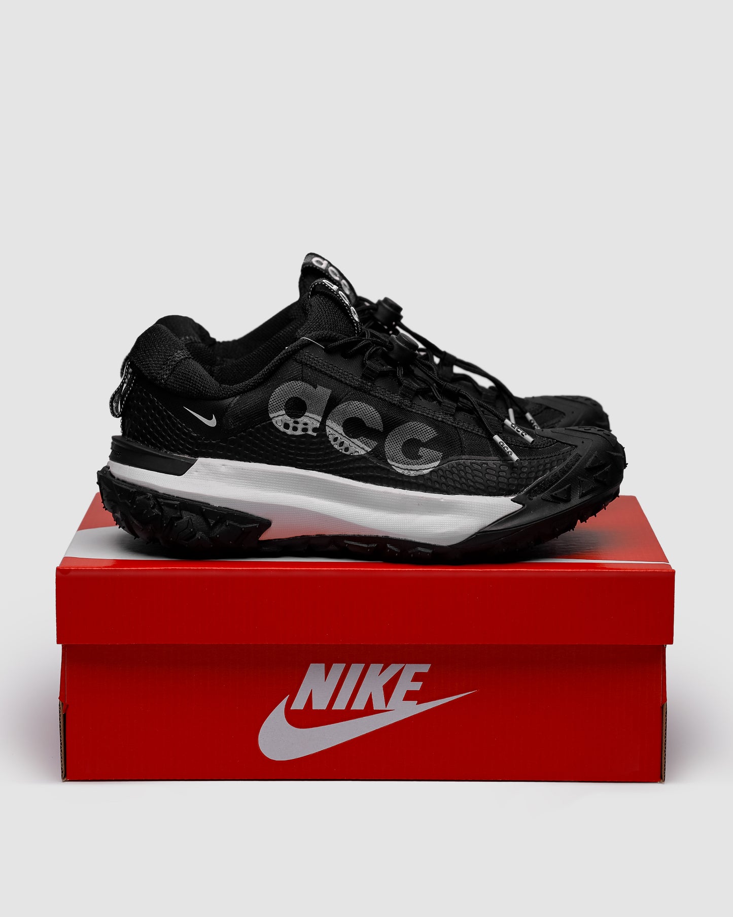 Nike ACG Mountain Fly 2 Low Black White