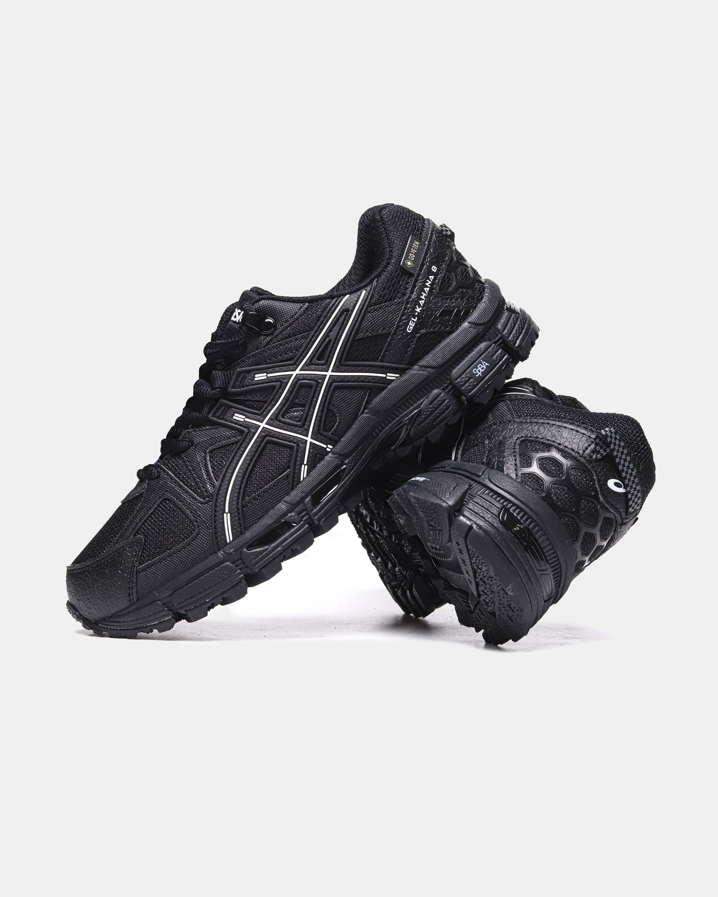 Asics Gel-Kahana 8 Black White Stripes Gore-Tex