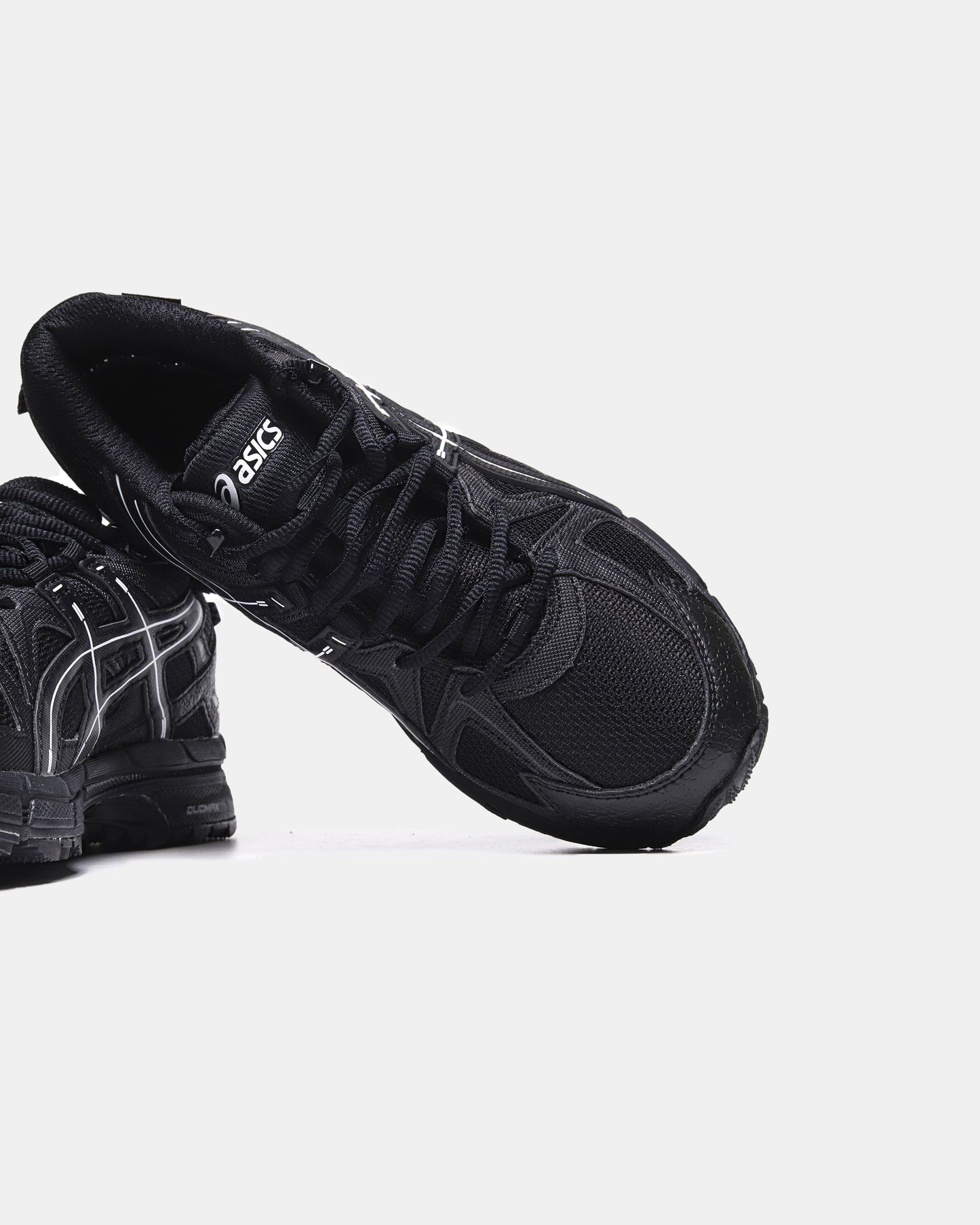 Asics Gel-Kahana 8 Black White Stripes Gore-Tex