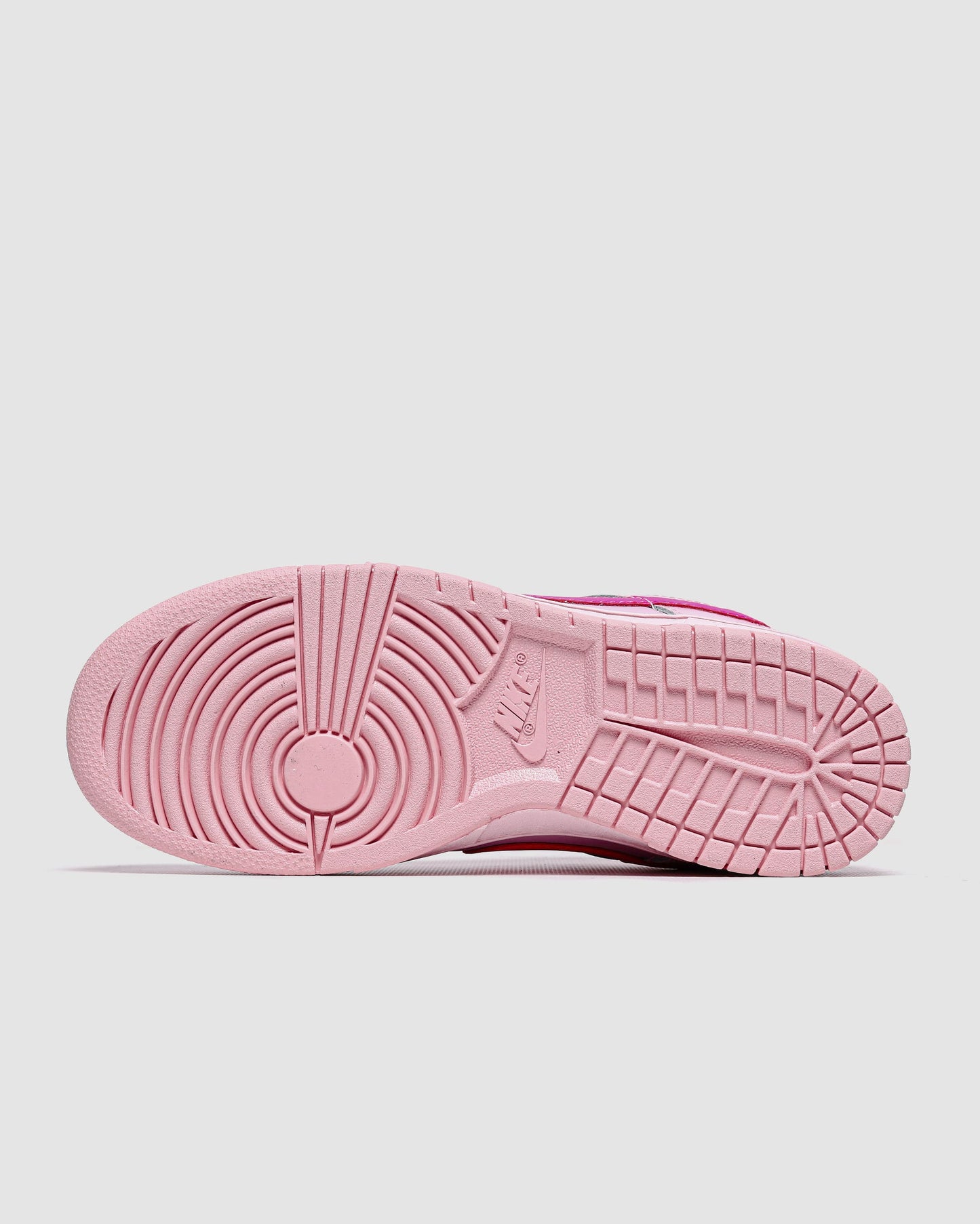 Nike SB Dunk Low GS Triple Pink
