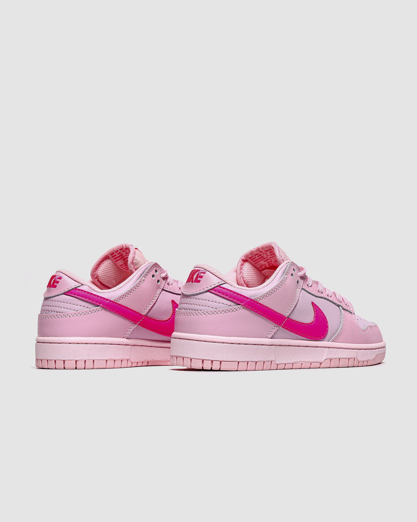 Nike SB Dunk Low GS Triple Pink