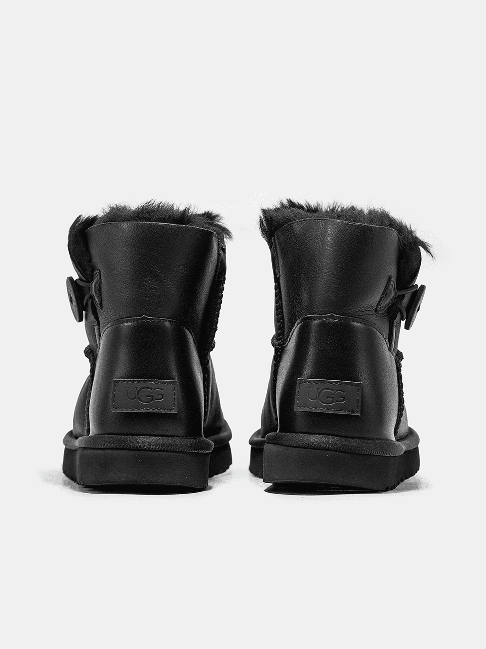 UGG Classic Mini Bailey Button Black