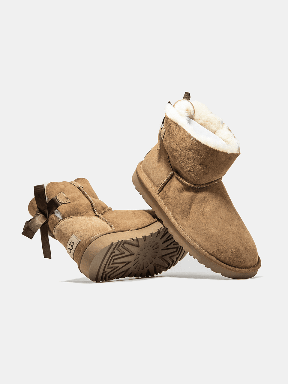 UGG Classic Mini Bailey Bow Beige