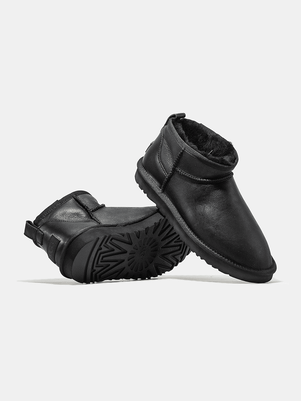 UGG Classic Ultra Mini Black
