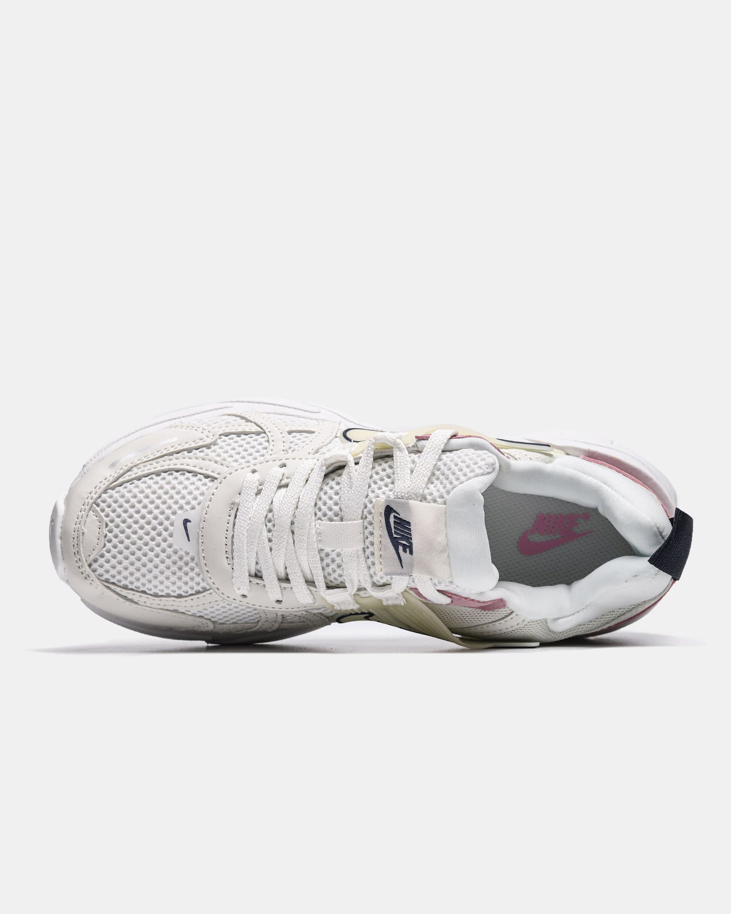 Nike Runtekk White Pink