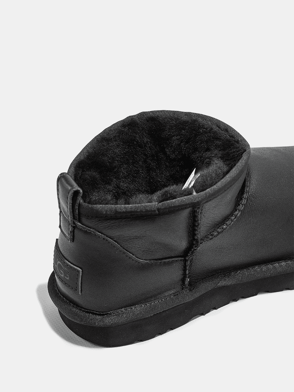 UGG Classic Ultra Mini Black
