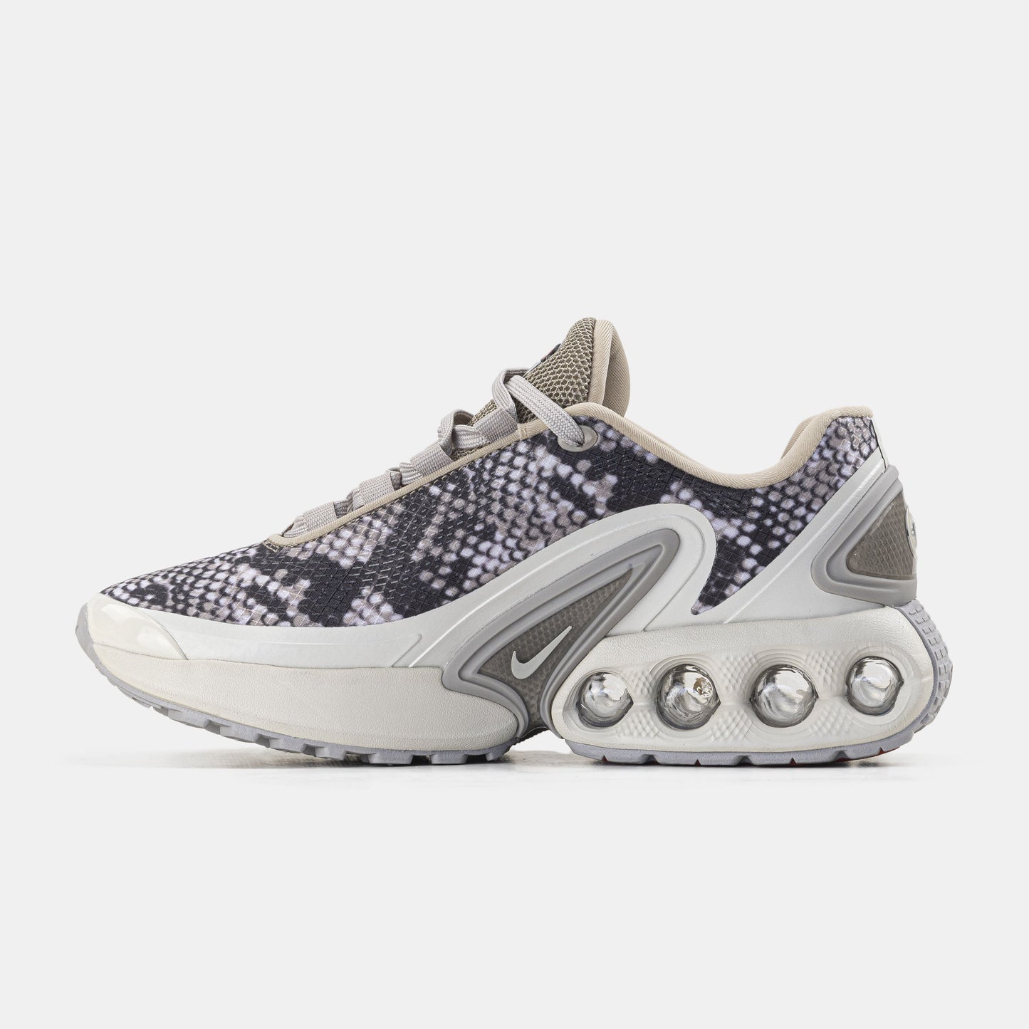 Nike Air Max DN White Violet