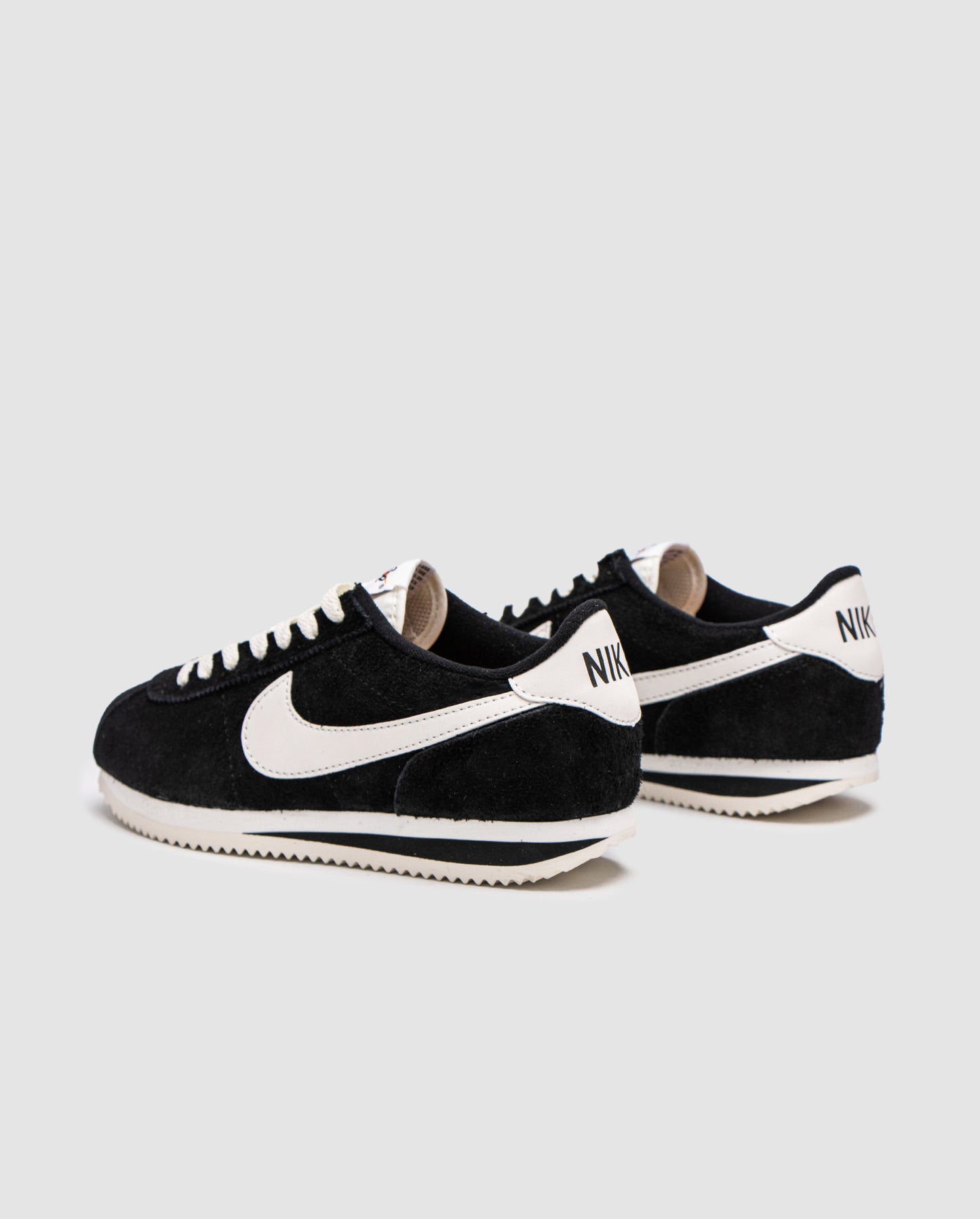 Nike Cortez Black White