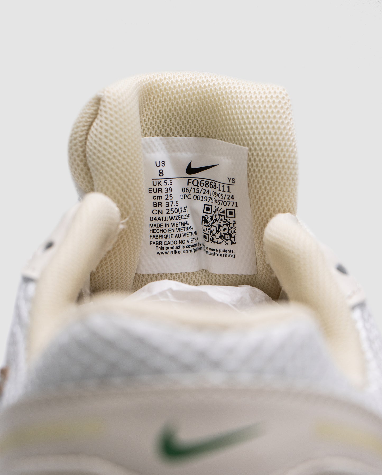 Nike Air Zoom Vomero 5 Sail Light Orewood Brown