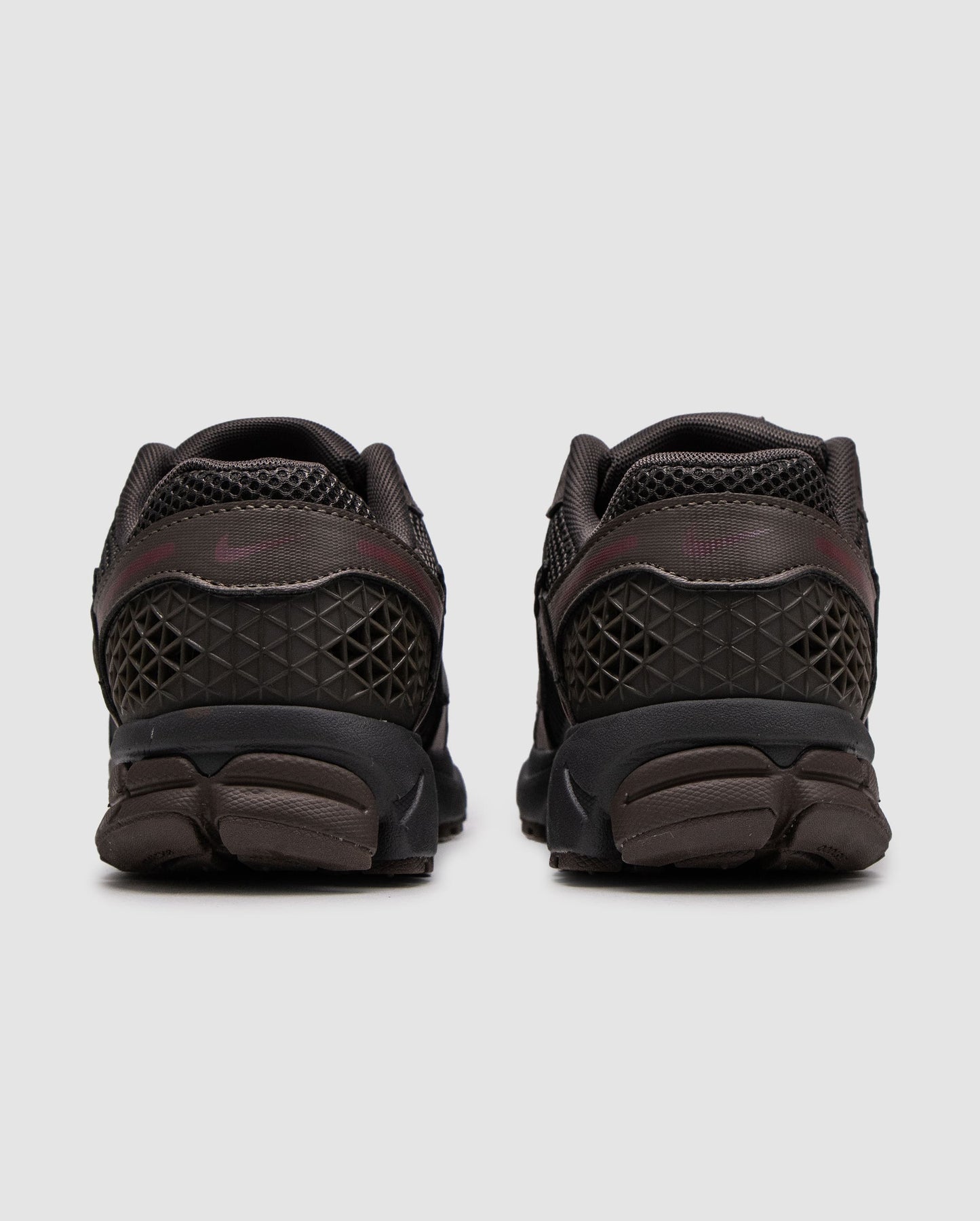 Nike Zoom Vomero 5 Cave Stone