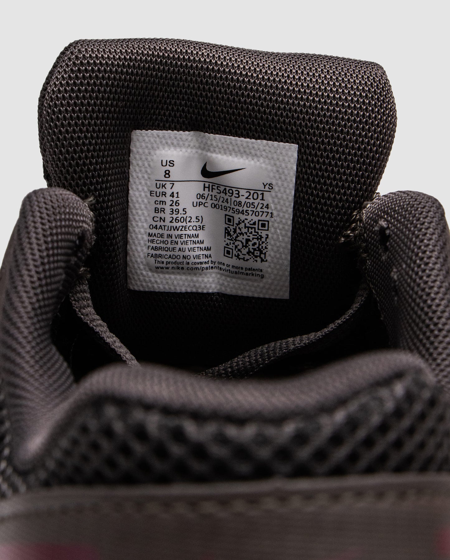 Nike Zoom Vomero 5 Cave Stone