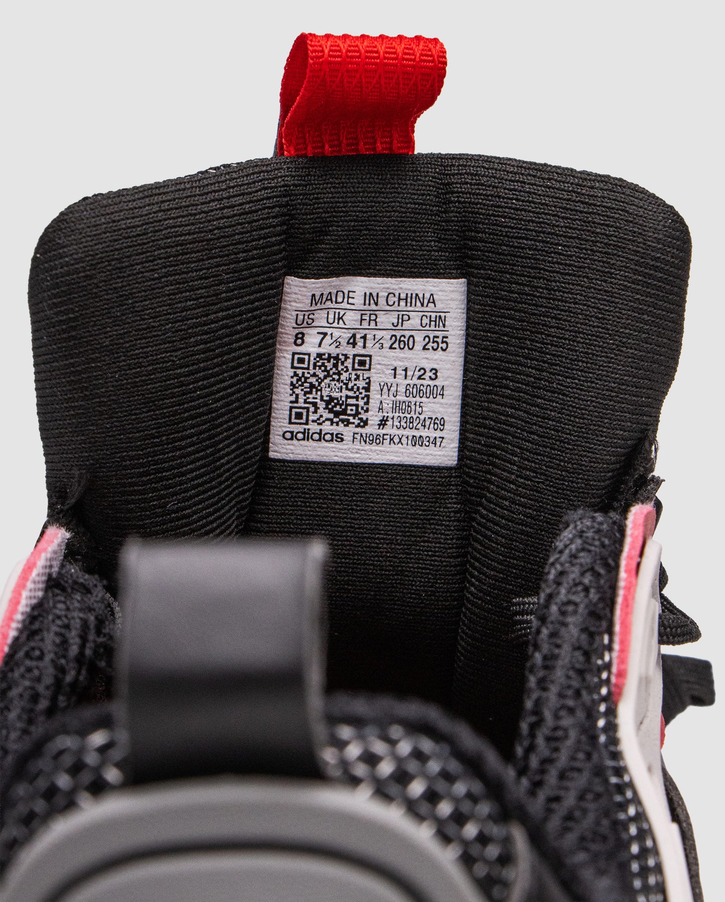Adidas Vento XLG Deluxe Black Red Silver