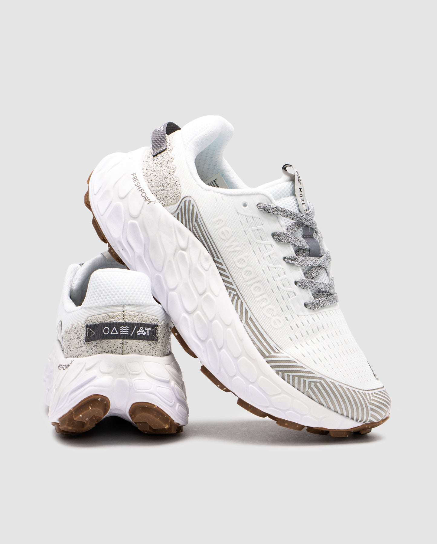 New Balance Fresh Foam x More Trail v3 White Grey