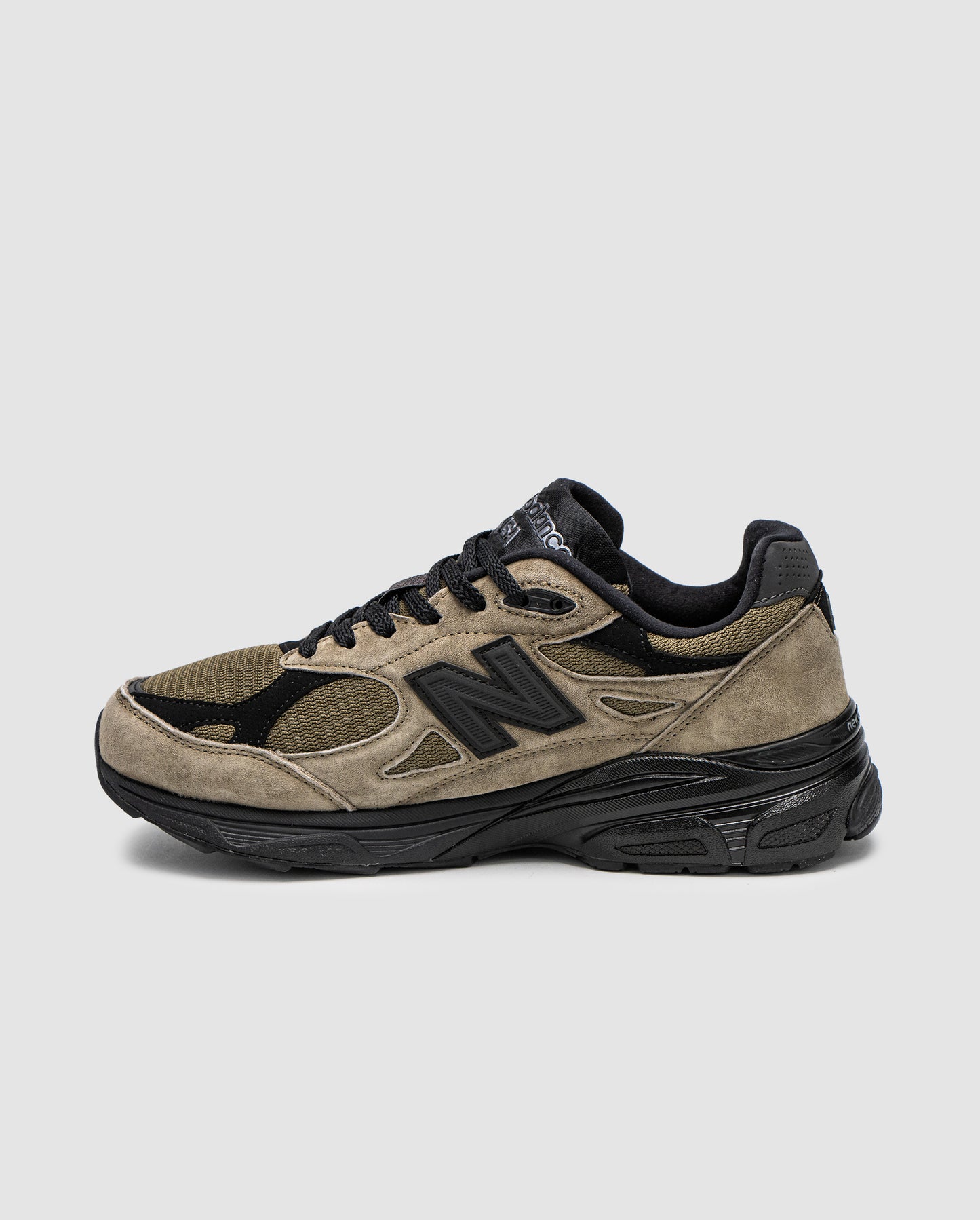 New Balance 990 v3 Olive