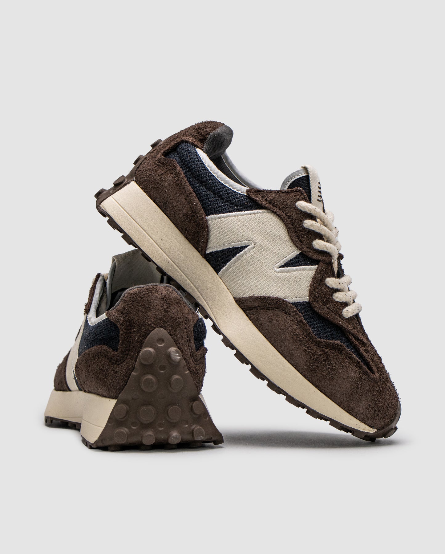 New Balance 327 Brailed Rich Earth Brown