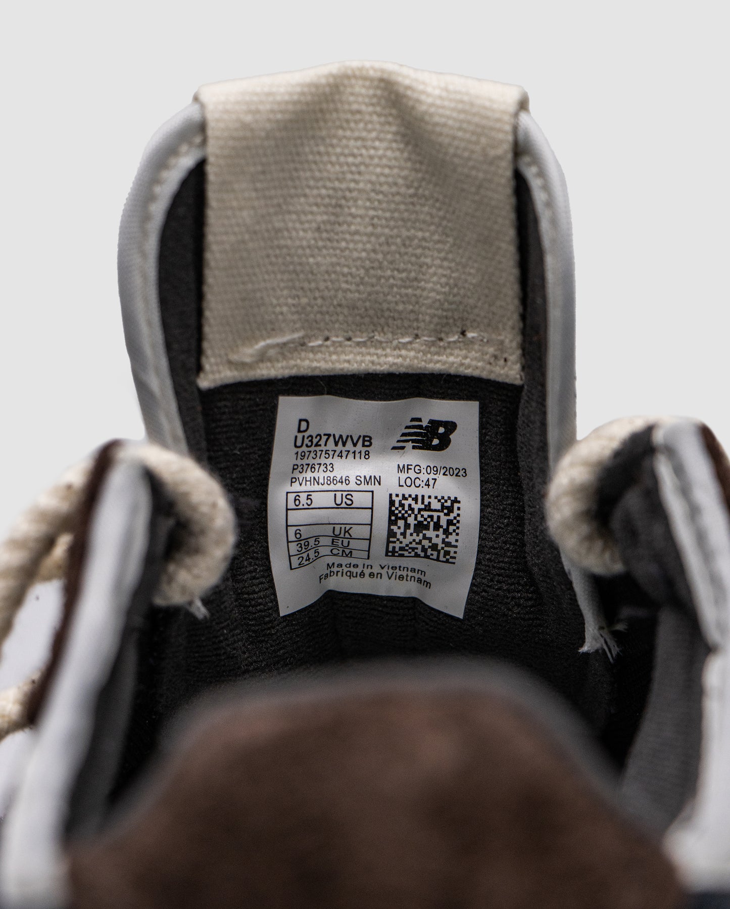 New Balance 327 Brailed Rich Earth Brown
