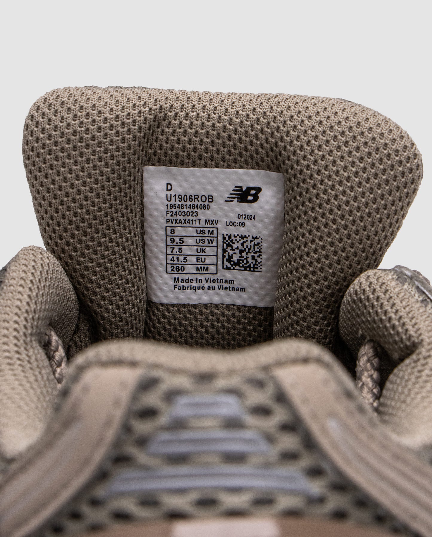 New Balance 1906R Cordura Olive
