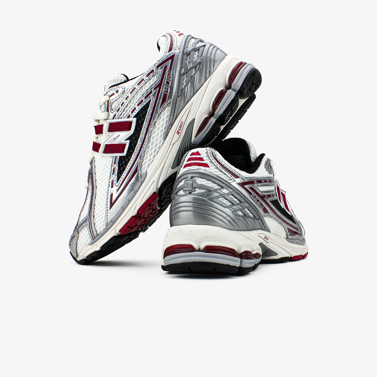 New Balance 1906R Silver Classic Crimson
