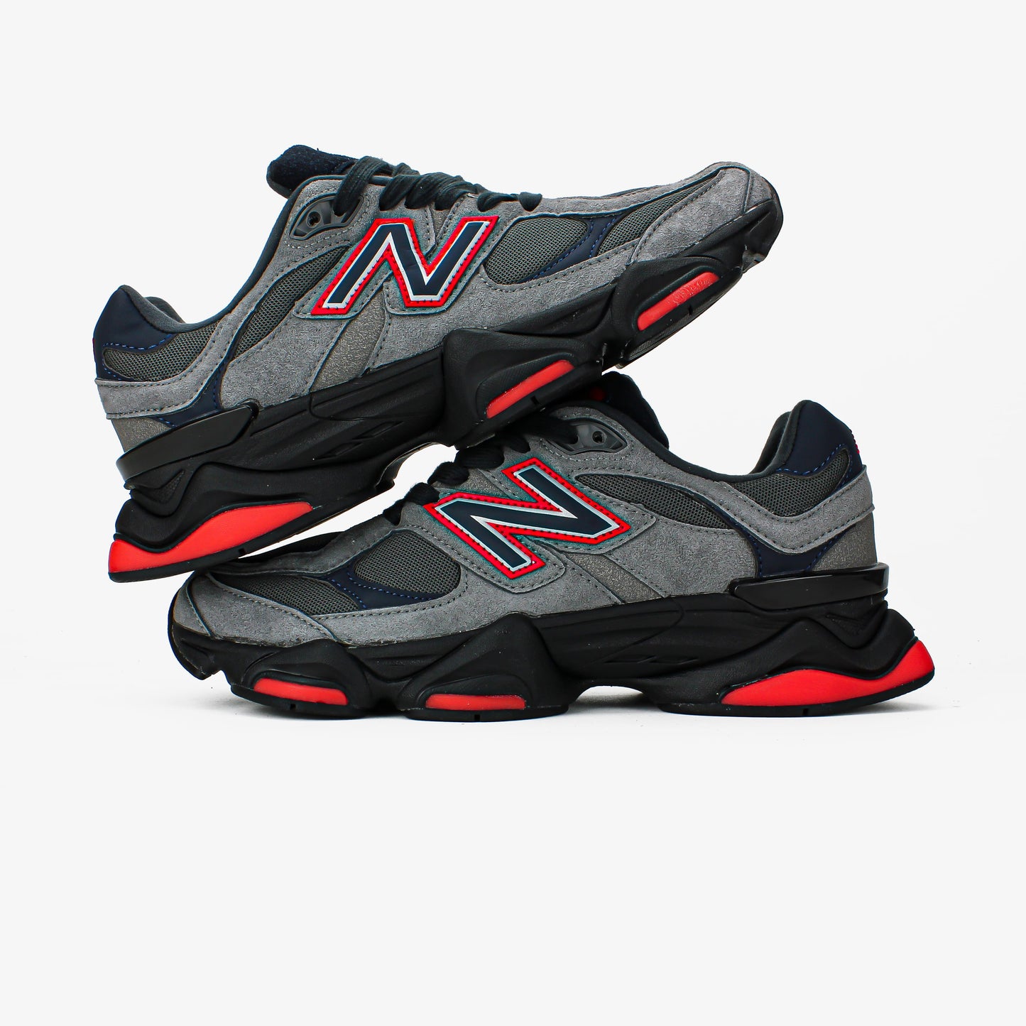 New Balance 9060 Grey Black Red