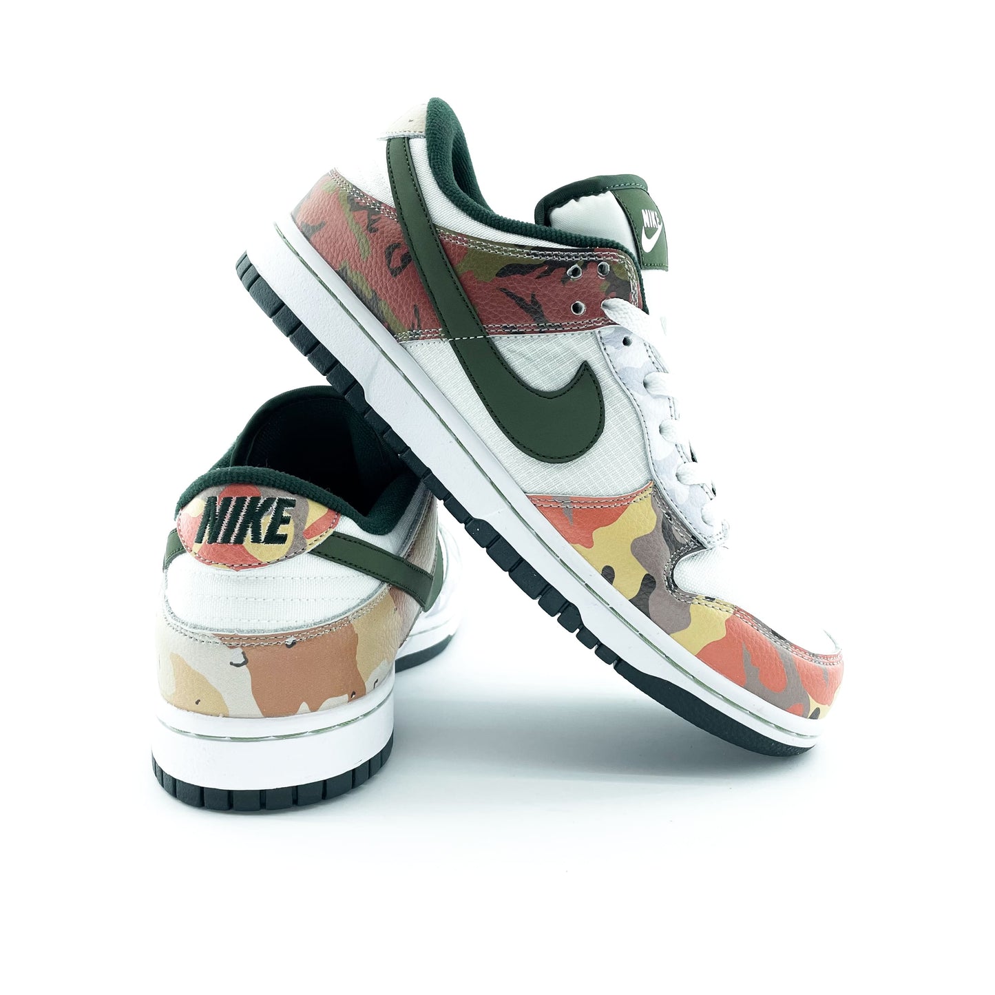Nike Dunk Low SE Sail Multi-Camo