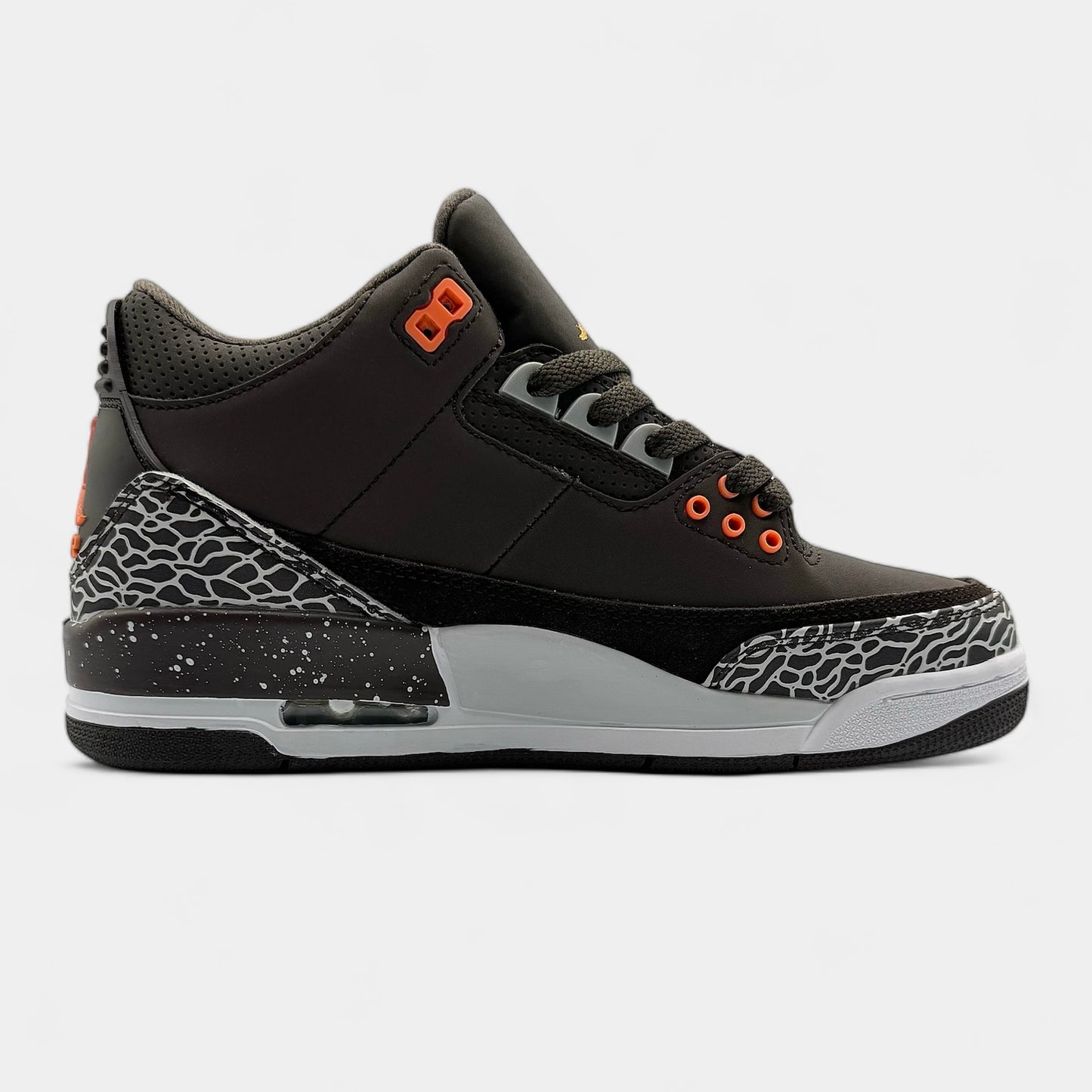 Nike Air Jordan 3 Retro Fear Pack 2023