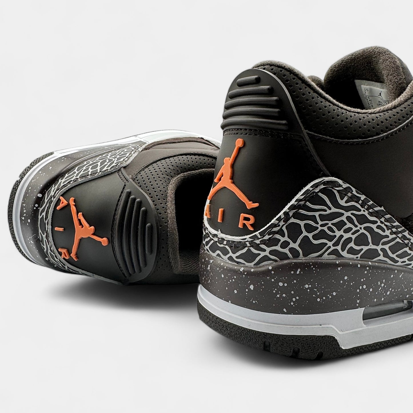Nike Air Jordan 3 Retro Fear Pack 2023
