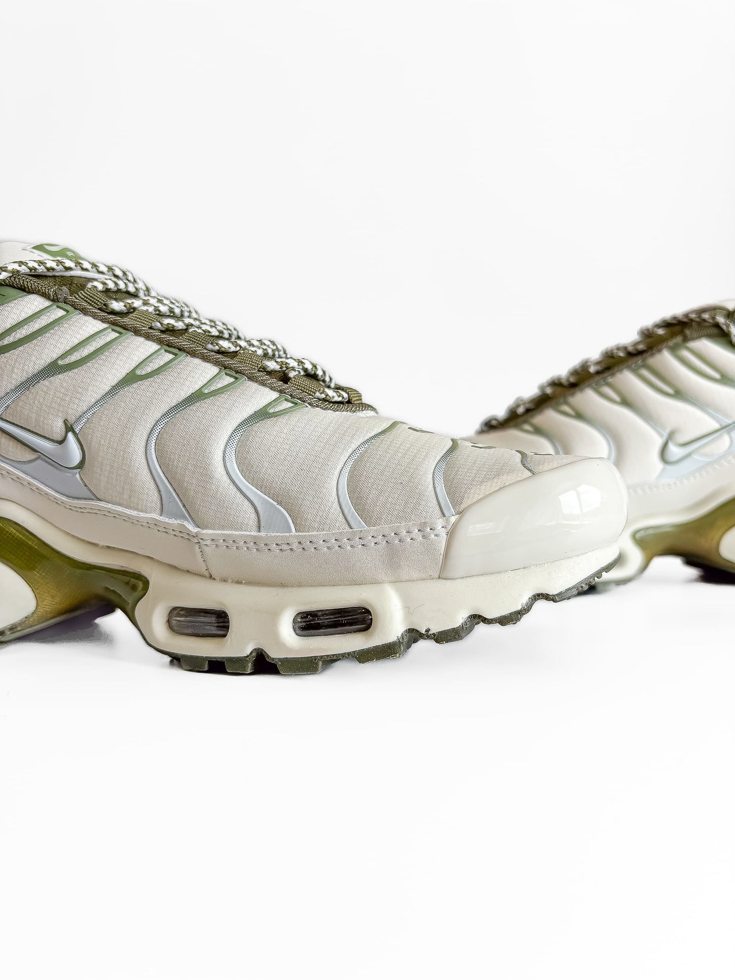 Nike Air Max Plus TN Beige Olive