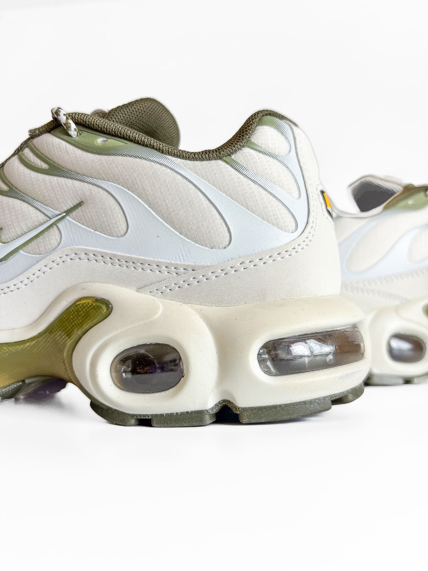 Nike Air Max Plus TN Beige Olive