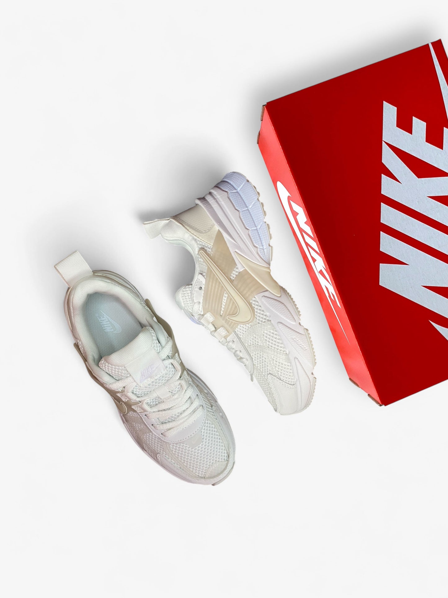 Nike V2K Run White / Summit White