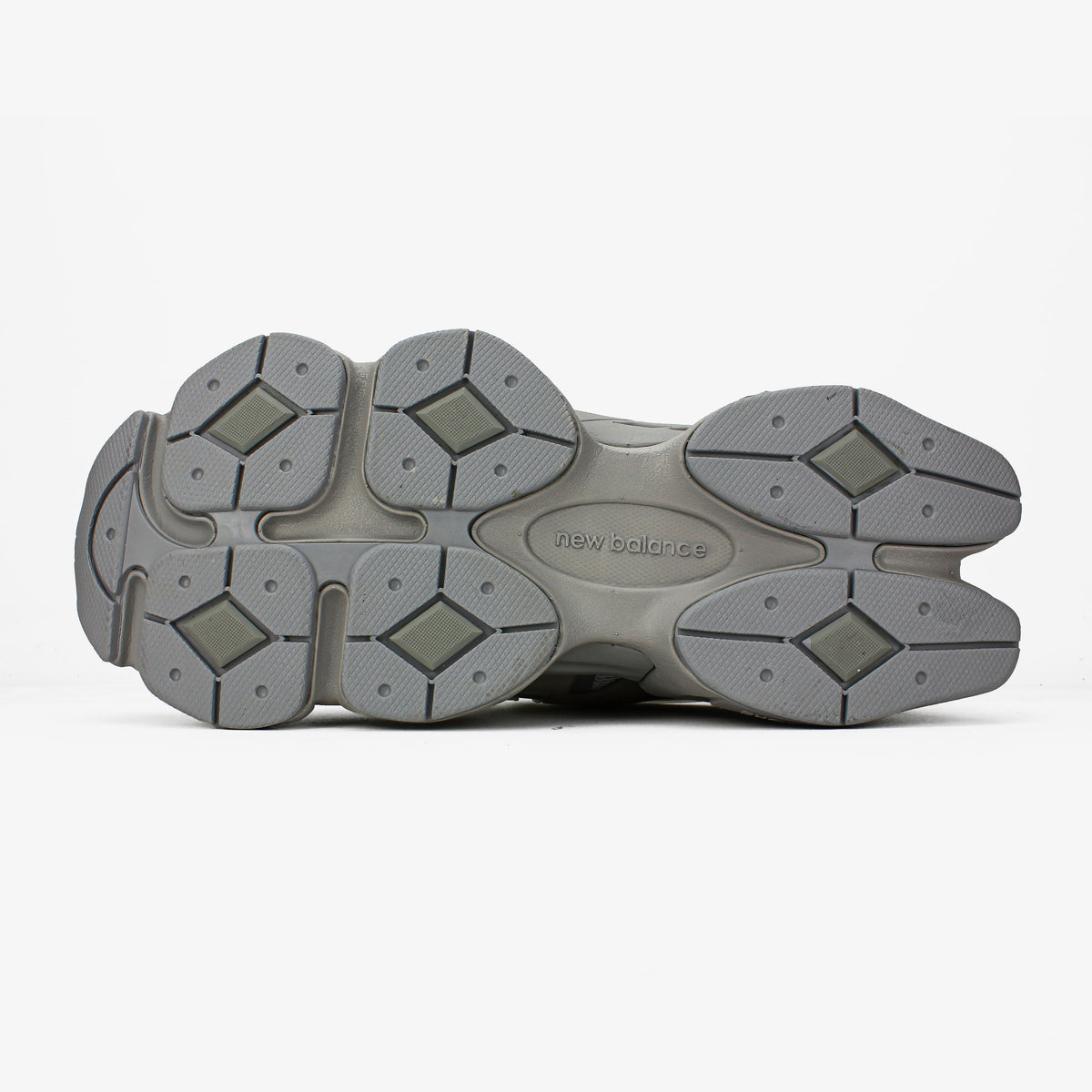 New Balance 9060 x Raincloud / Concrete