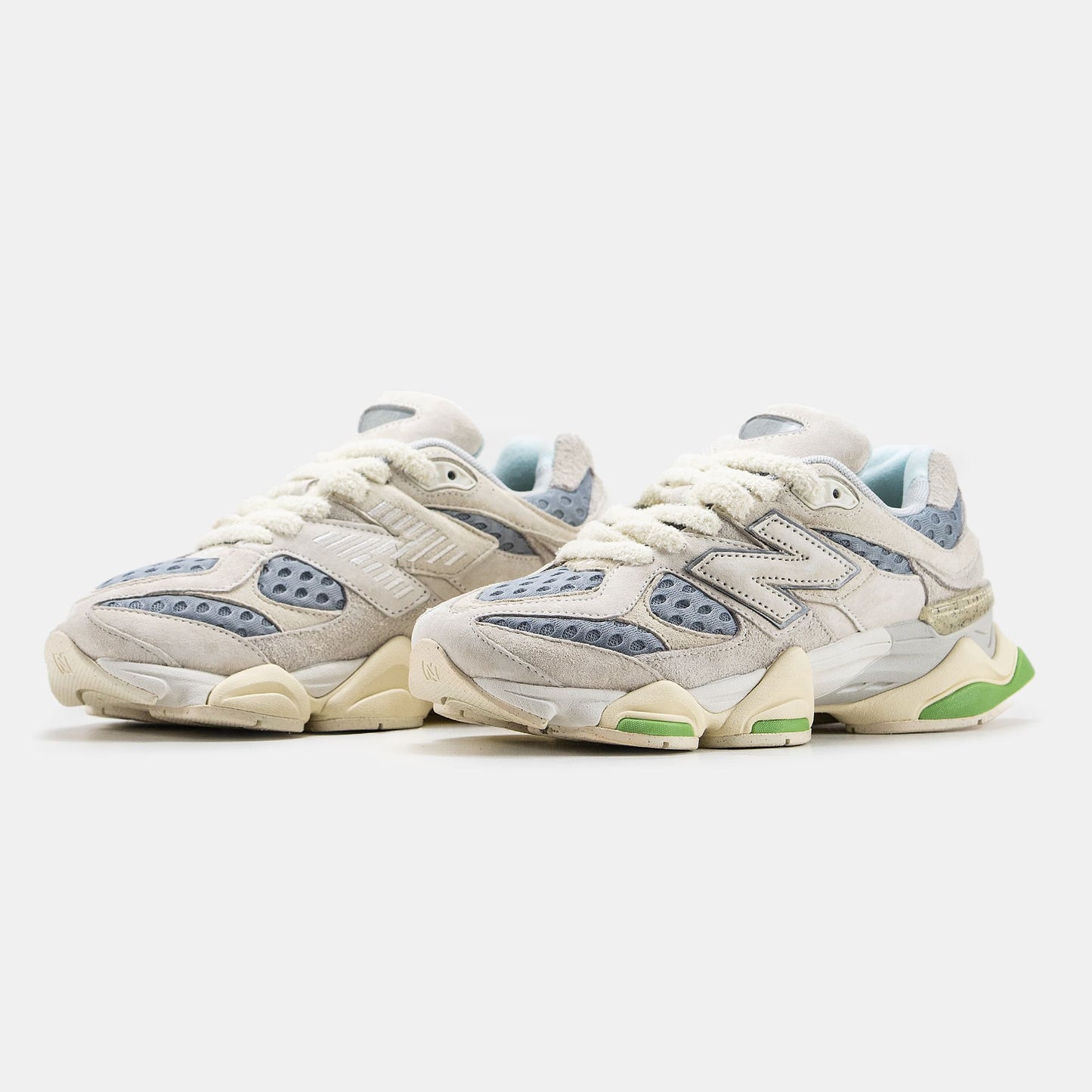 New Balance 9060 Bricks & Wood